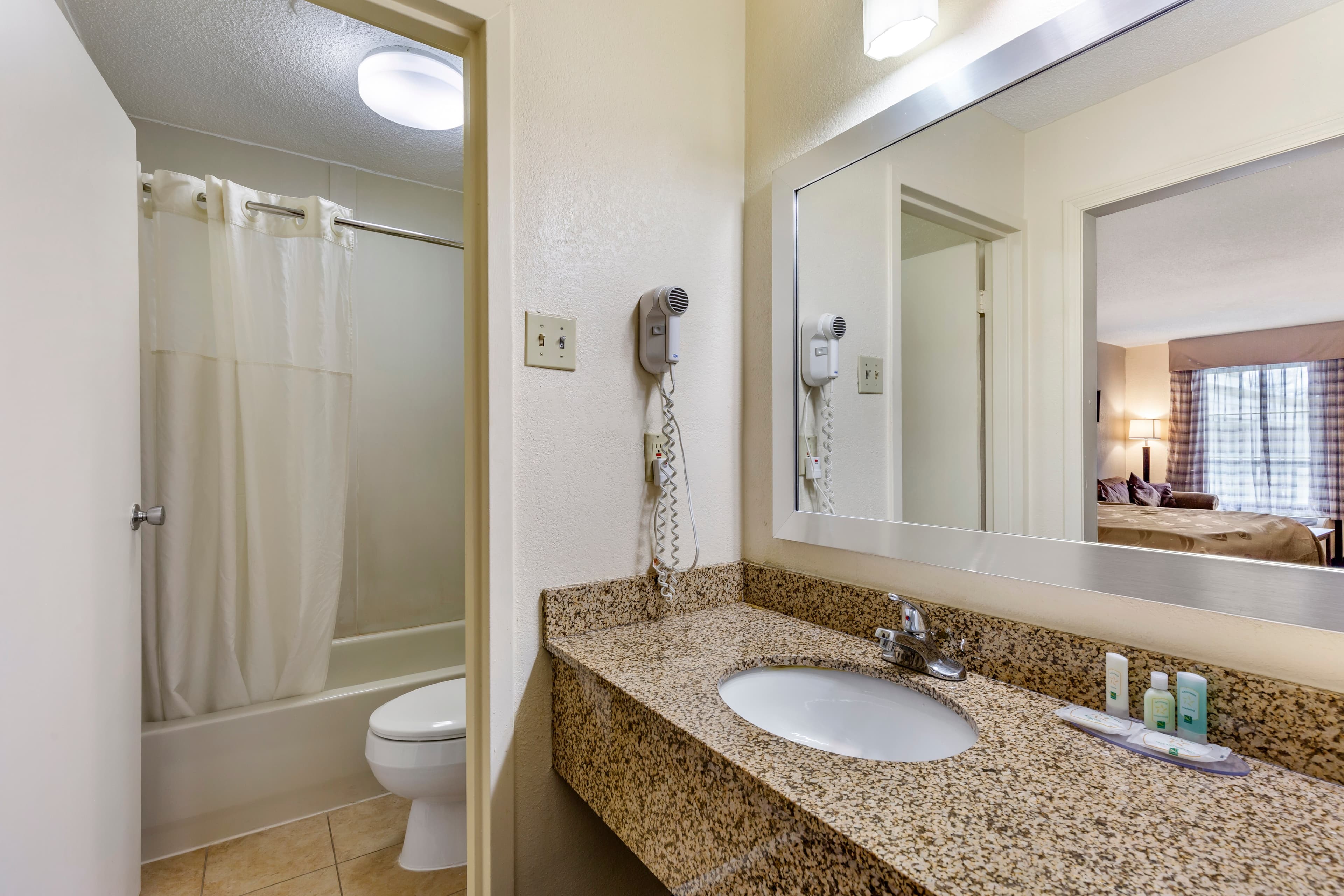Quality Inn Windsor Mill - Baltimore — 19