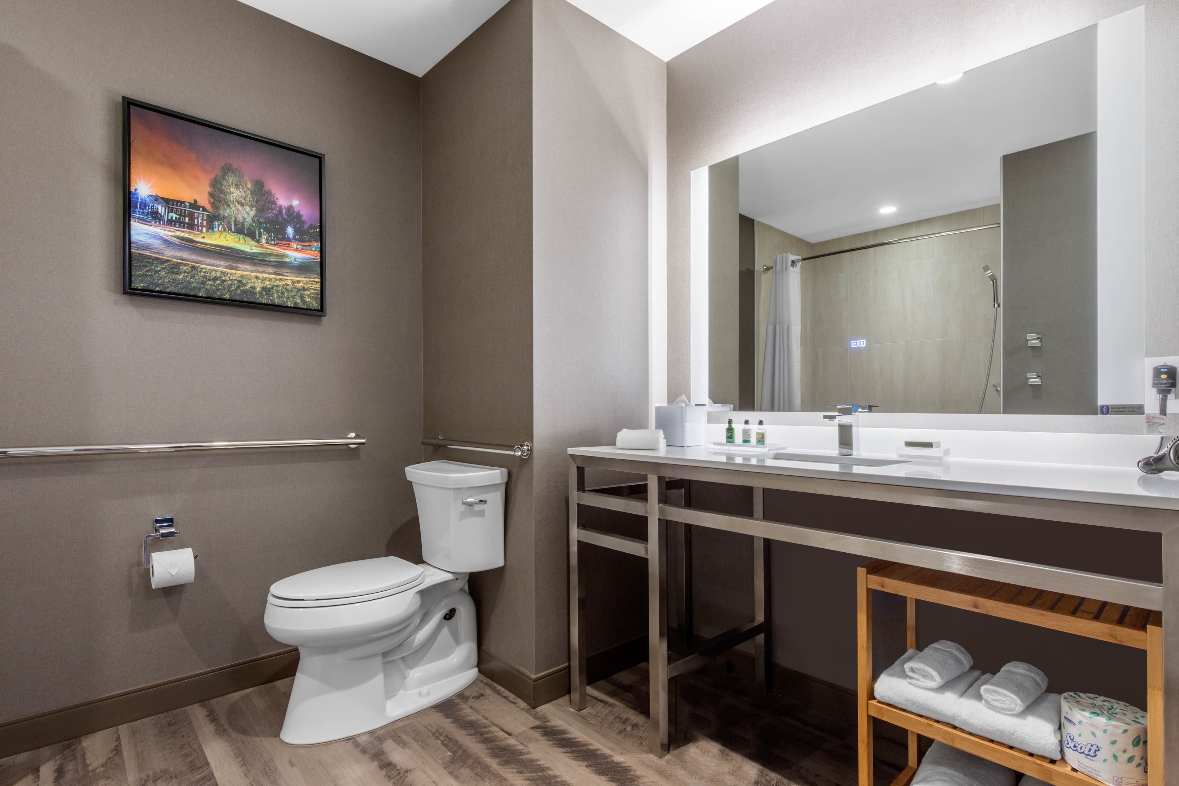 Cambria Hotel College Park - Image 5