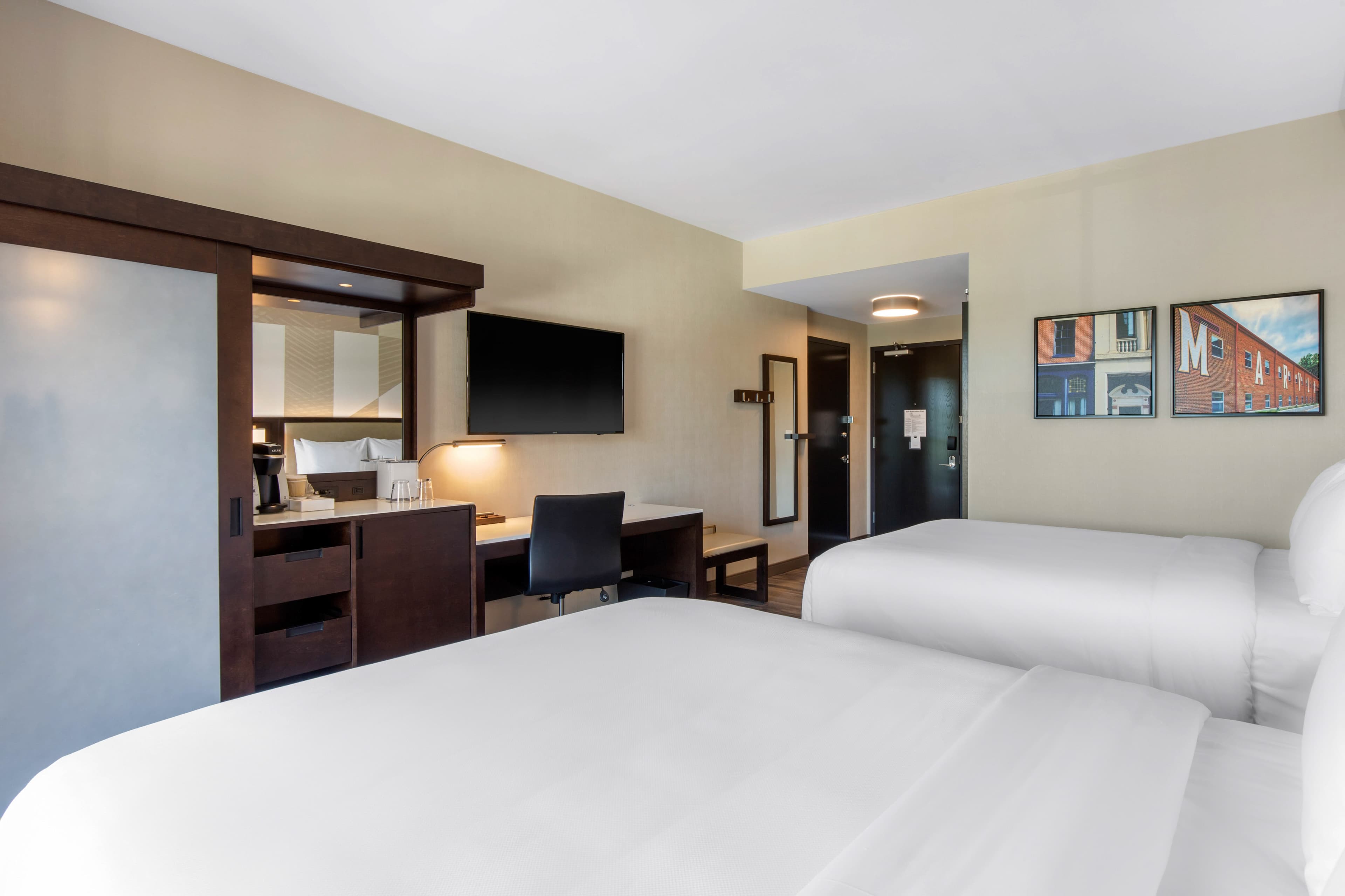 Cambria Hotel College Park — 8