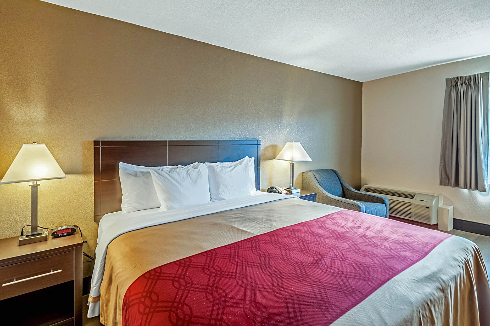 Econo Lodge Hagerstown - Image 2