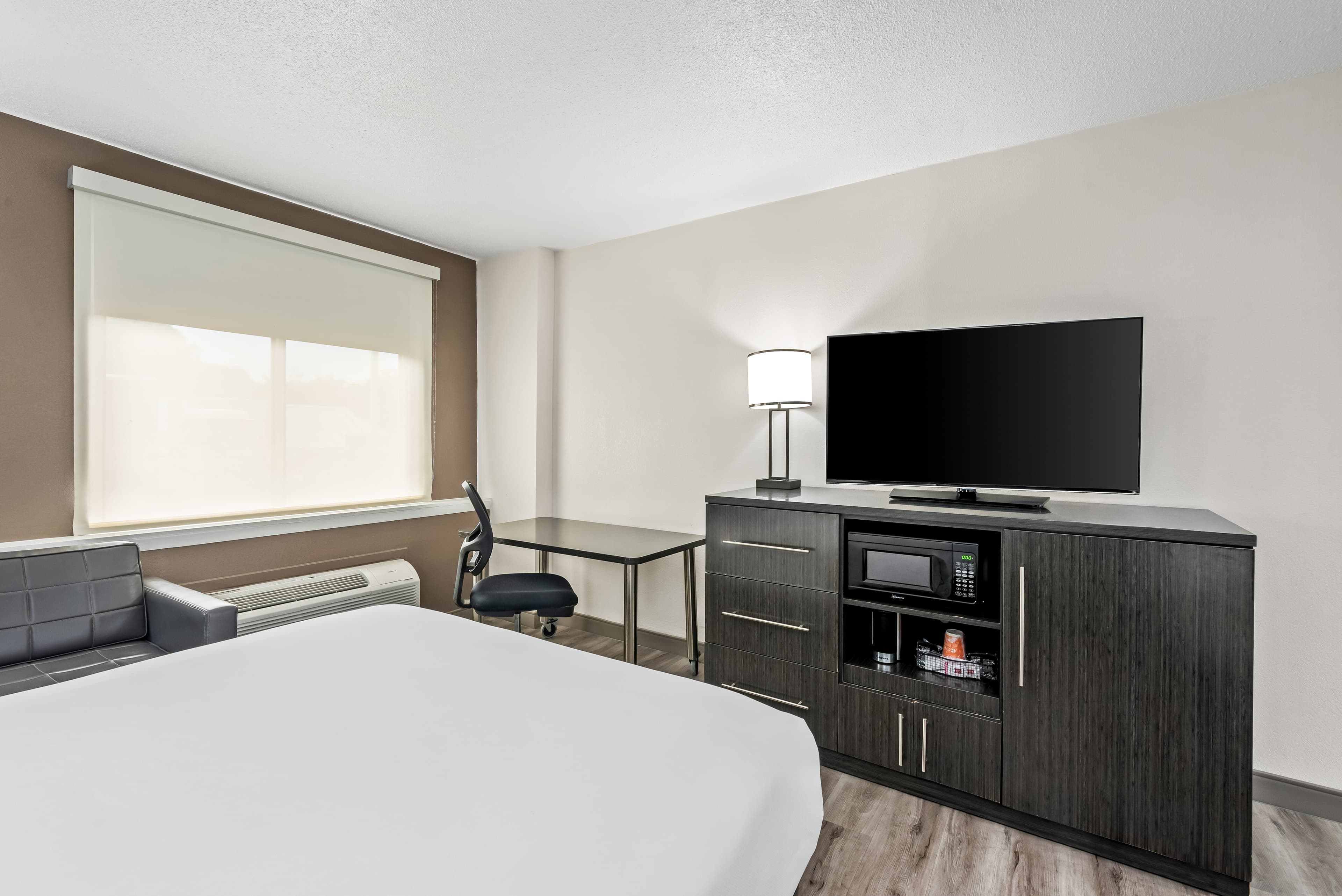 Comfort Inn Largo-Washington DC East — 17