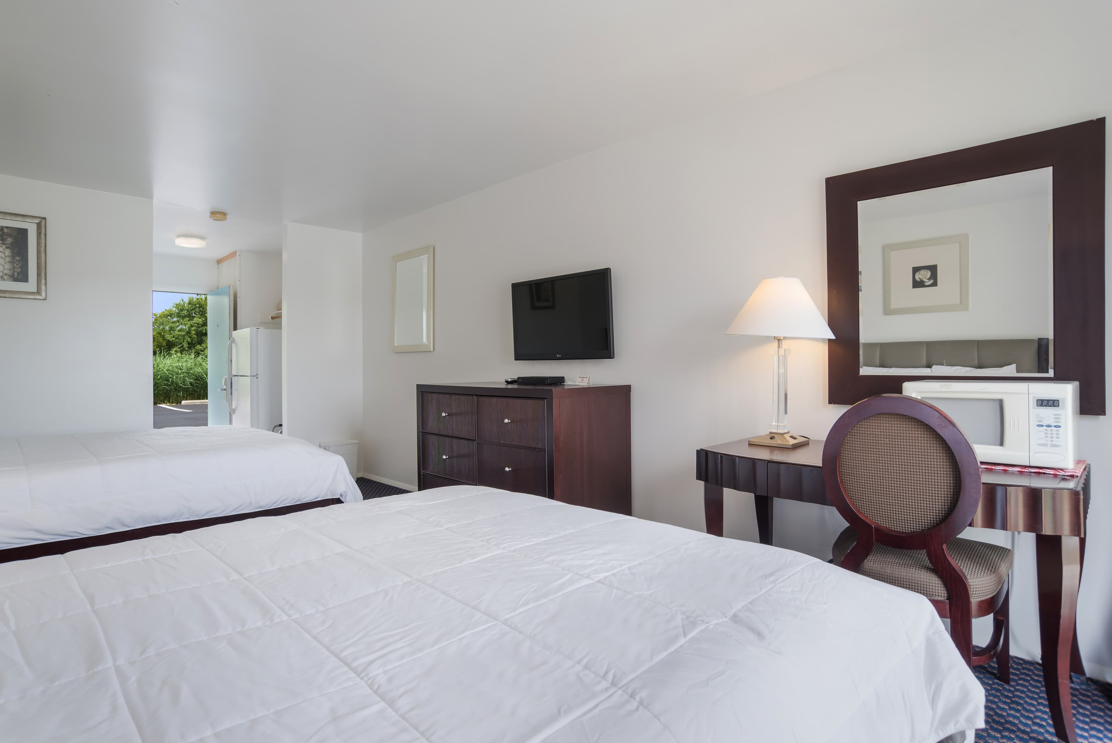 Rodeway Inn at Somers Cove Marina — 8