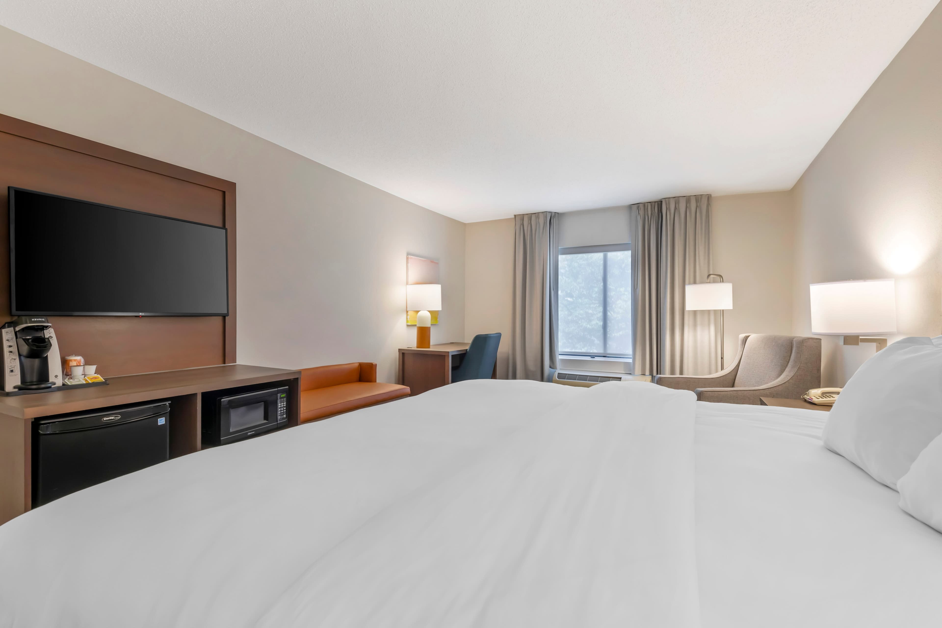 Comfort Inn & Suites Chestertown - Image 4