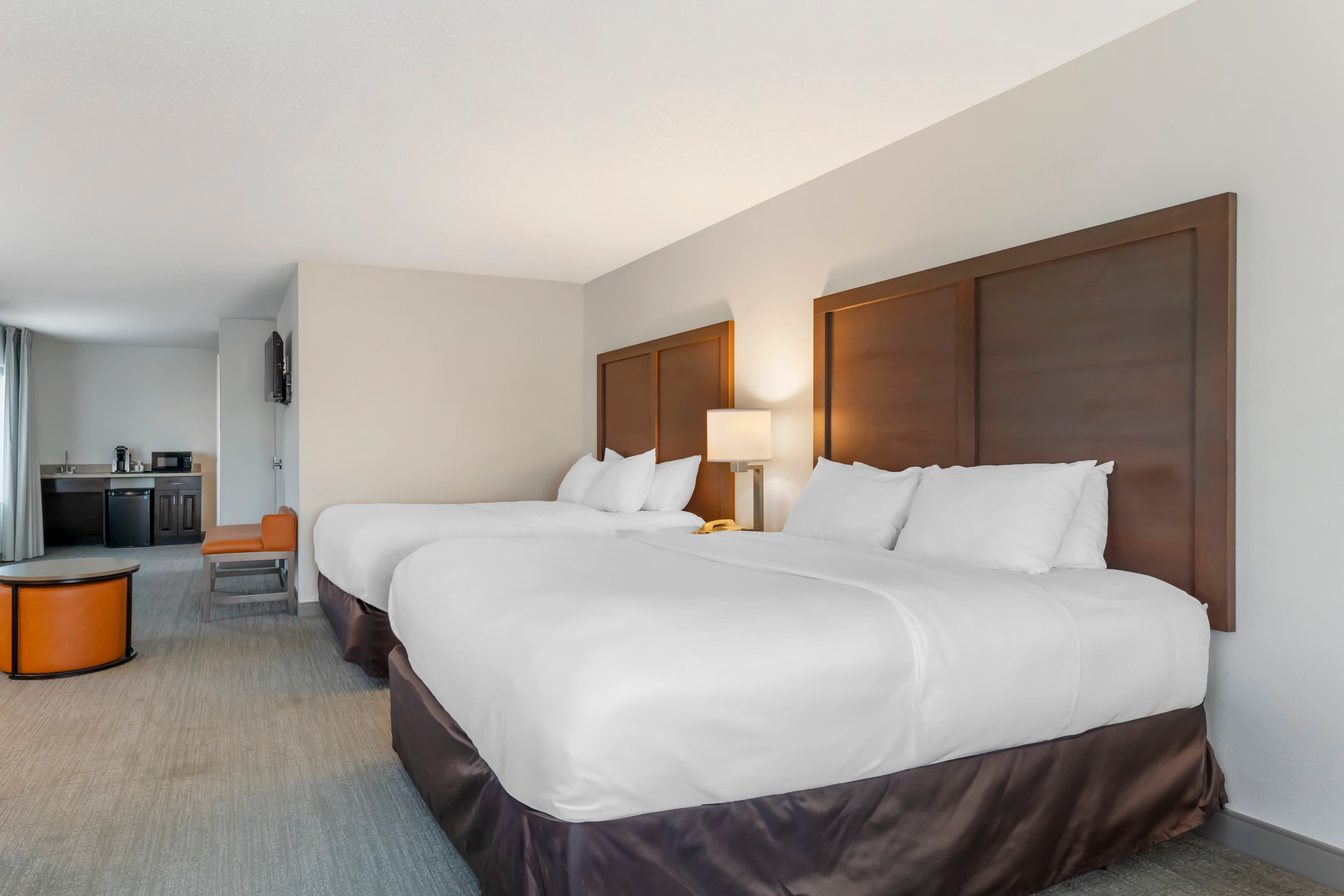 Comfort Inn & Suites Chestertown — 22