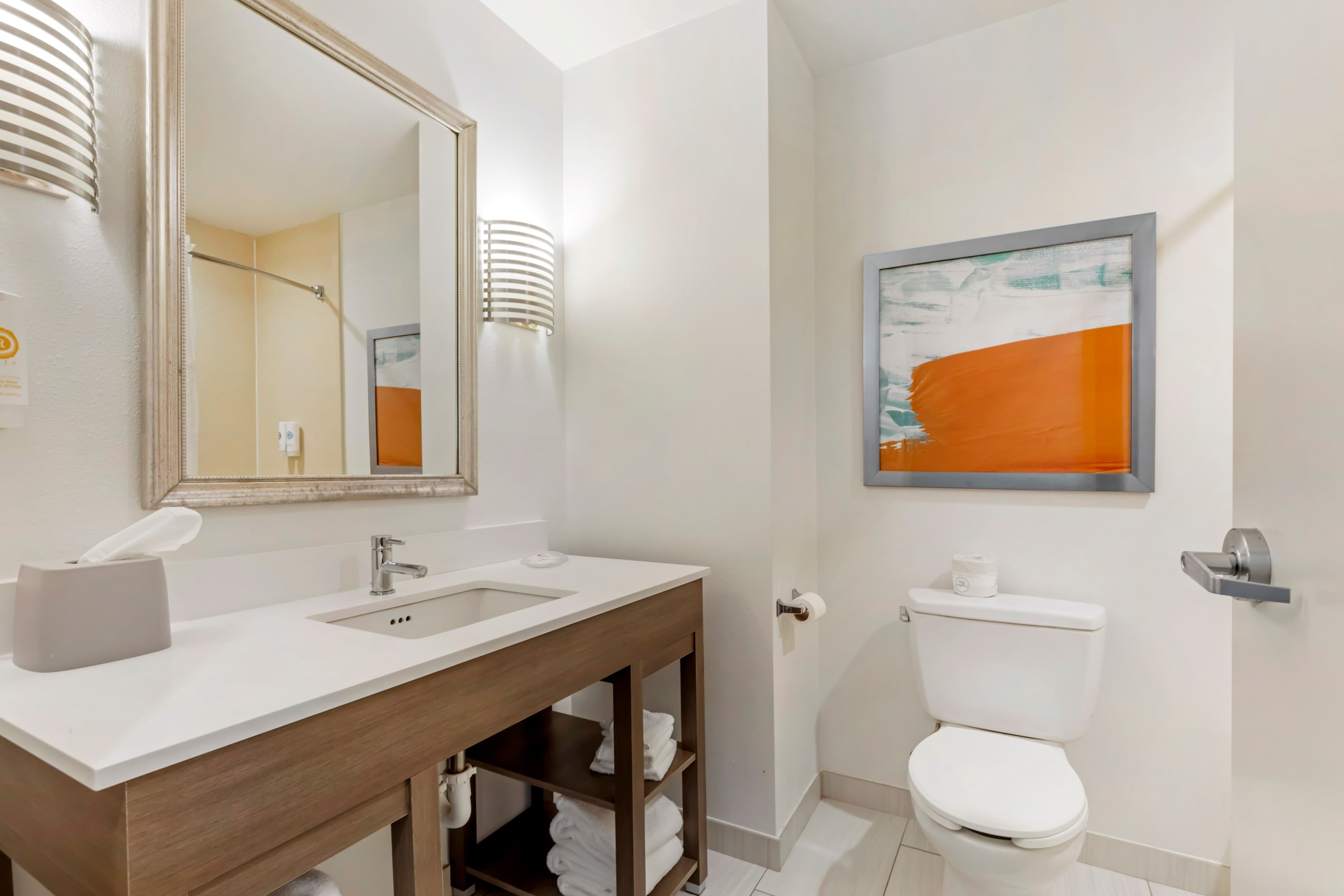 Comfort Inn & Suites Chestertown — 18