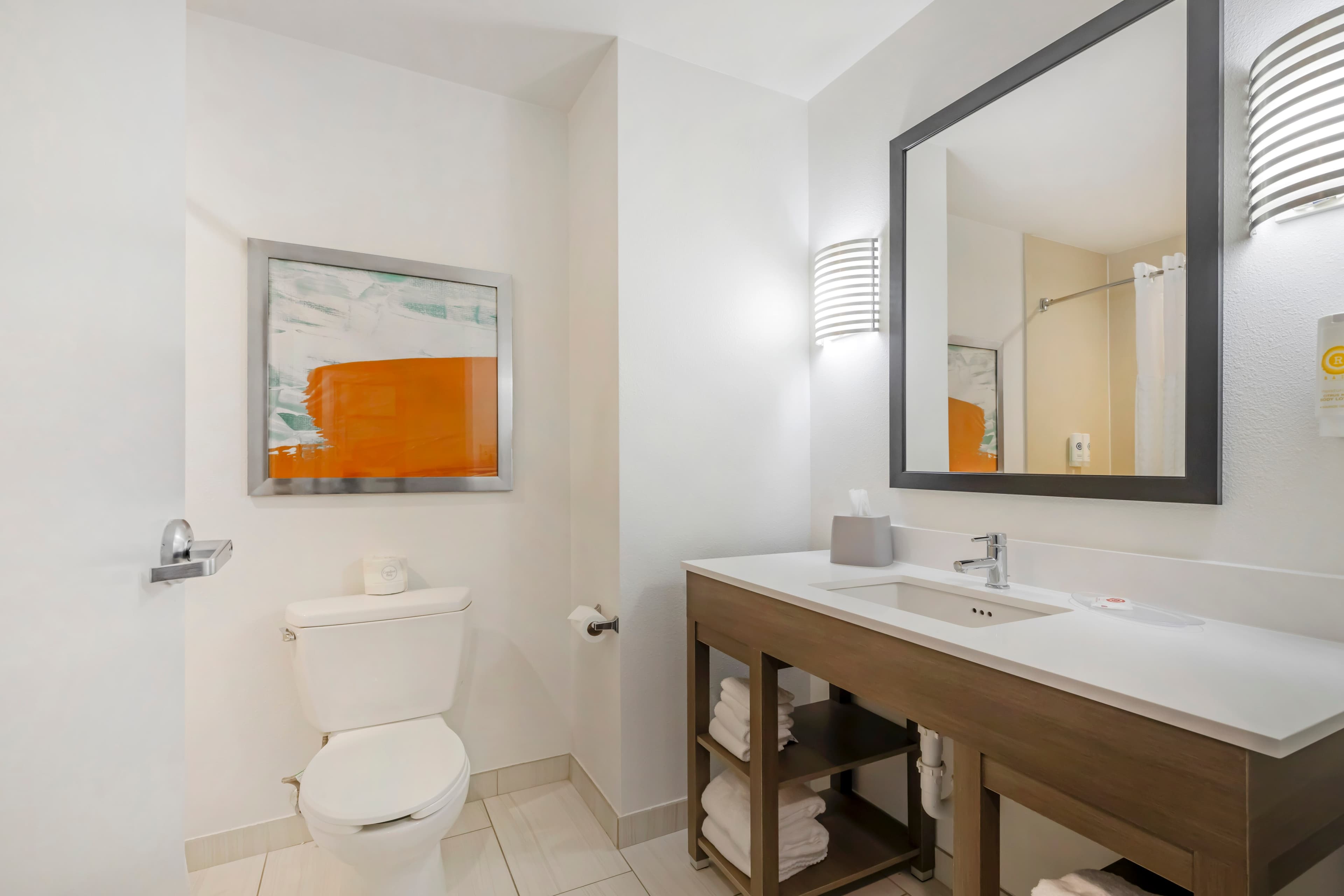 Comfort Inn & Suites Chestertown — 28