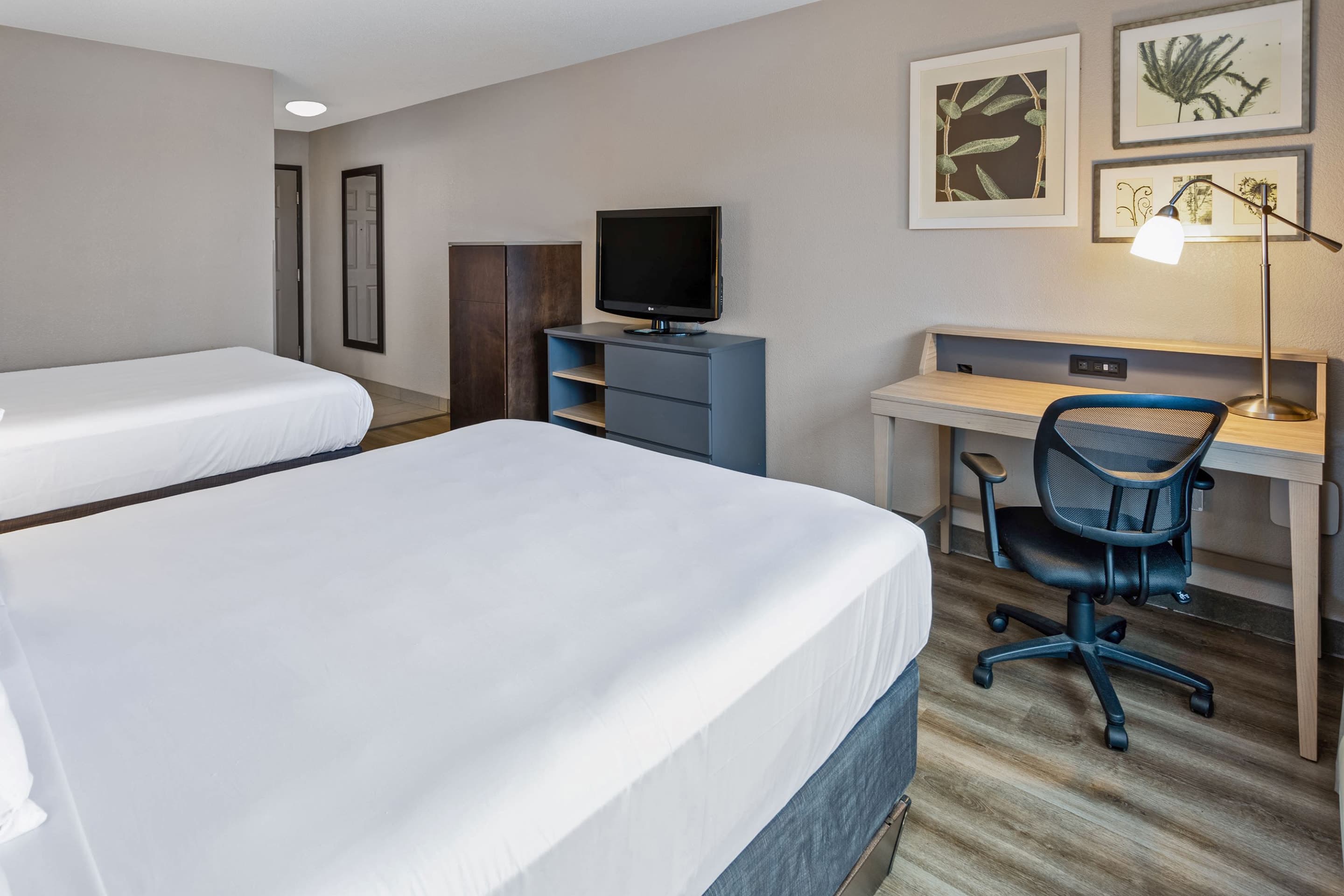 Country Inn & Suites by Radisson, Salisbury, MD — 12