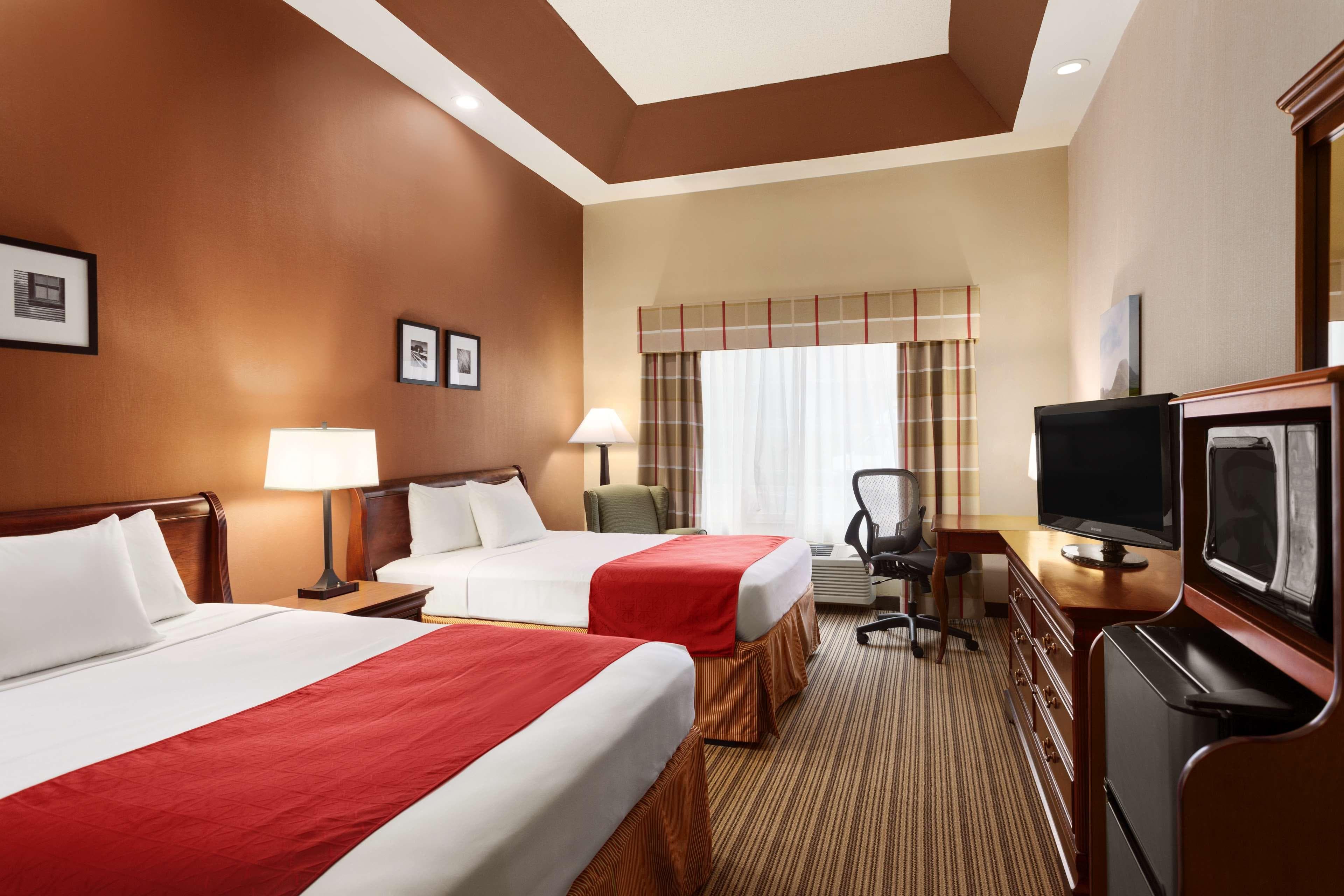 Country Inn & Suites by Radisson, Bel Air/Aberdeen, MD — 7