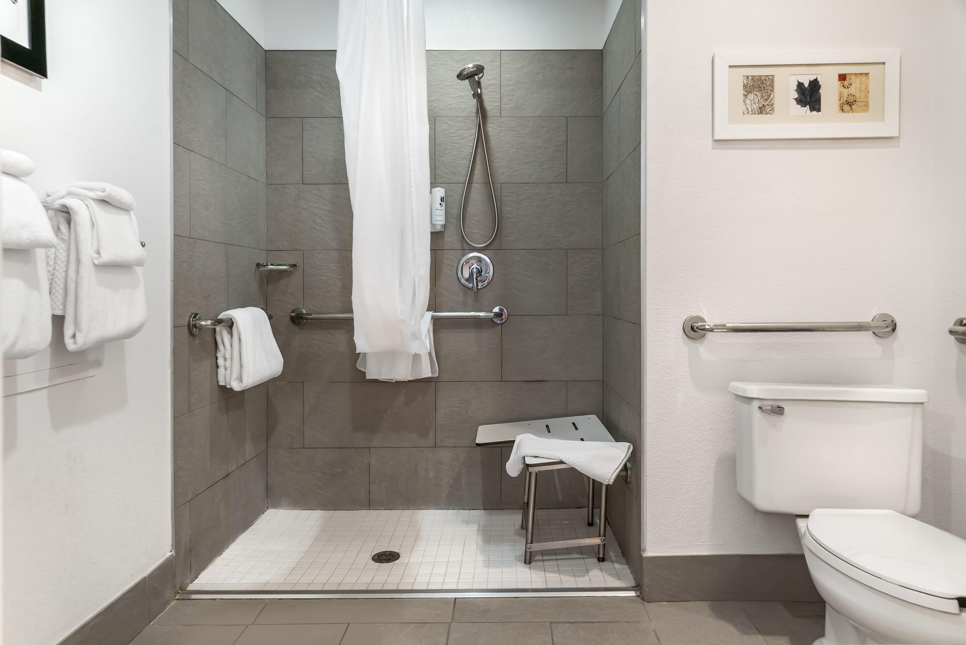 Country Inn & Suites by Radisson, Frederick, MD — 11