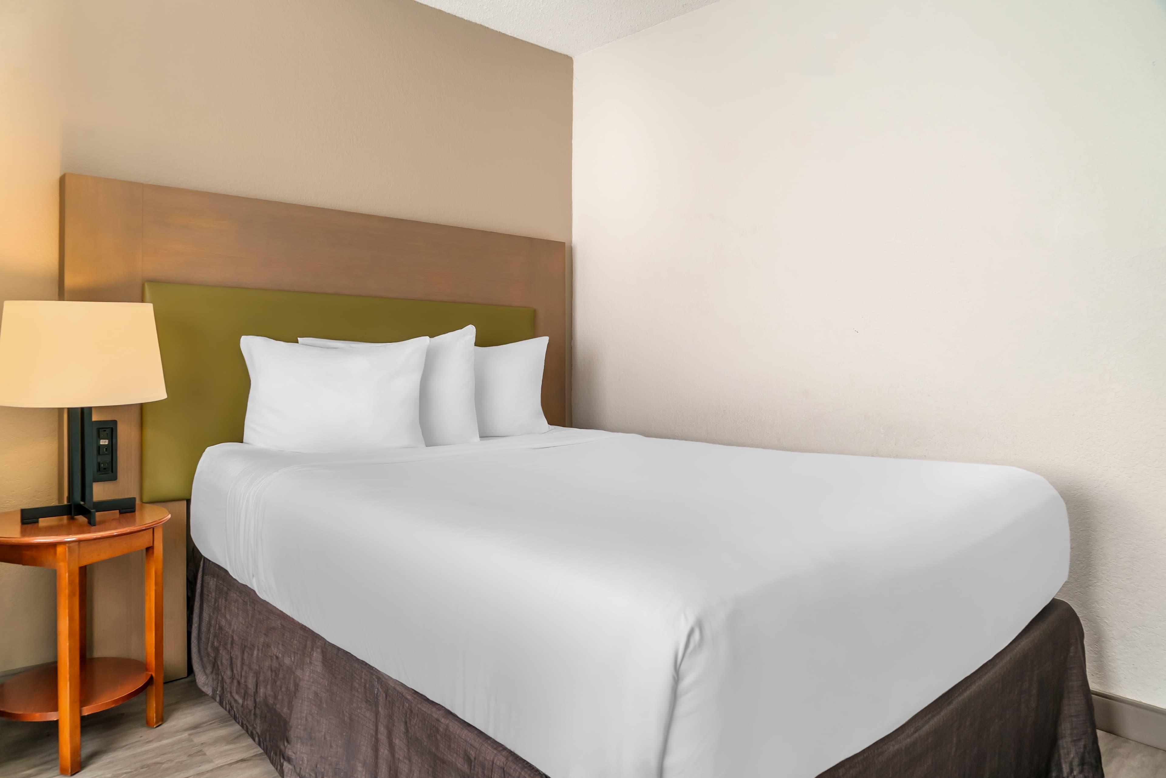 Country Inn & Suites by Radisson, Frederick, MD — 19