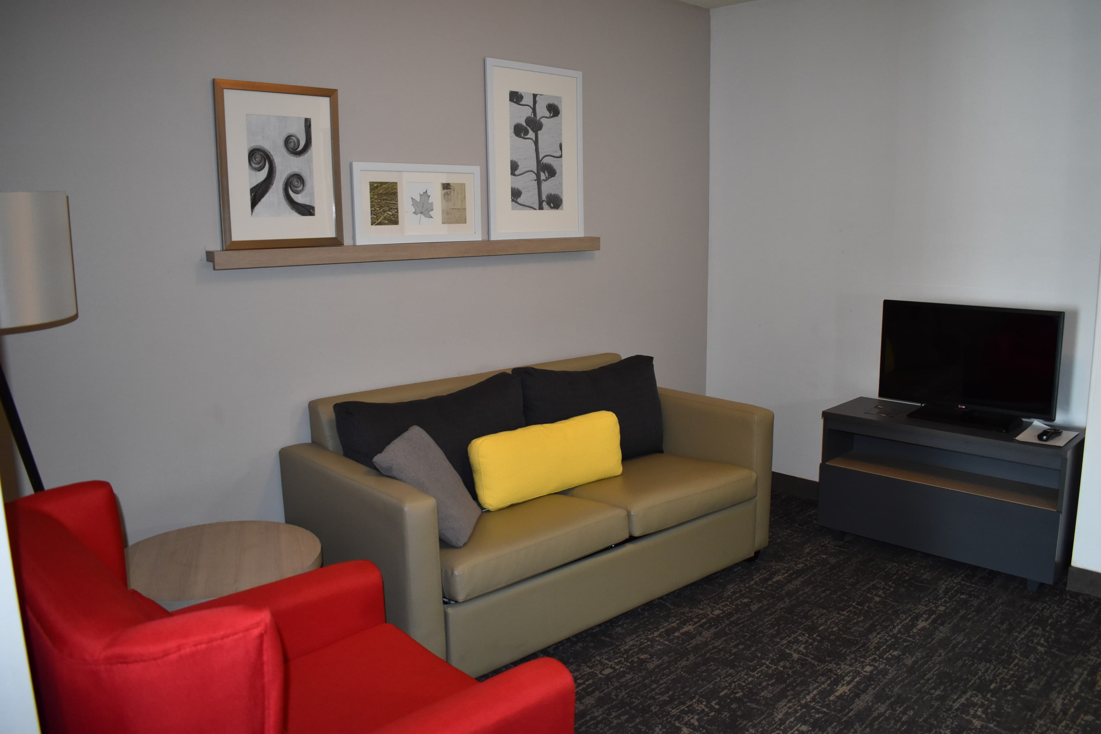 Country Inn & Suites by Radisson, Hagerstown, MD — 21