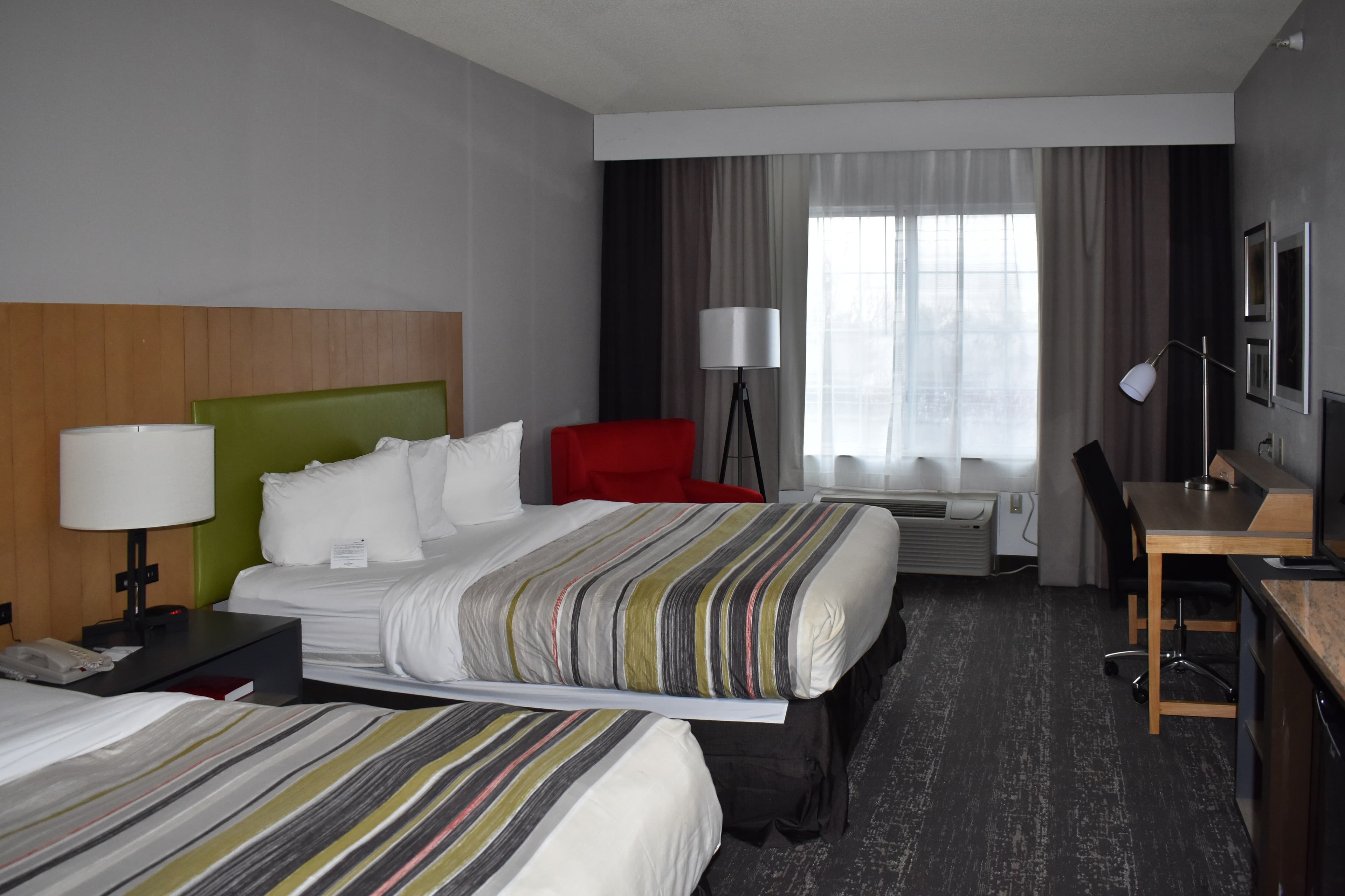 Country Inn & Suites by Radisson, Hagerstown, MD — 24