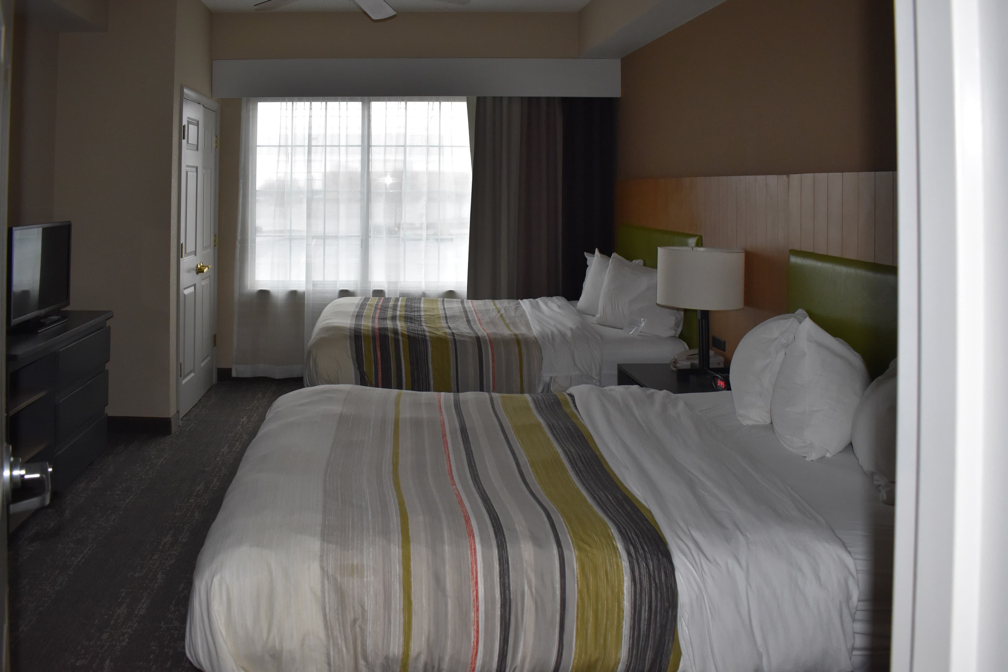 Country Inn & Suites by Radisson, Hagerstown, MD — 27