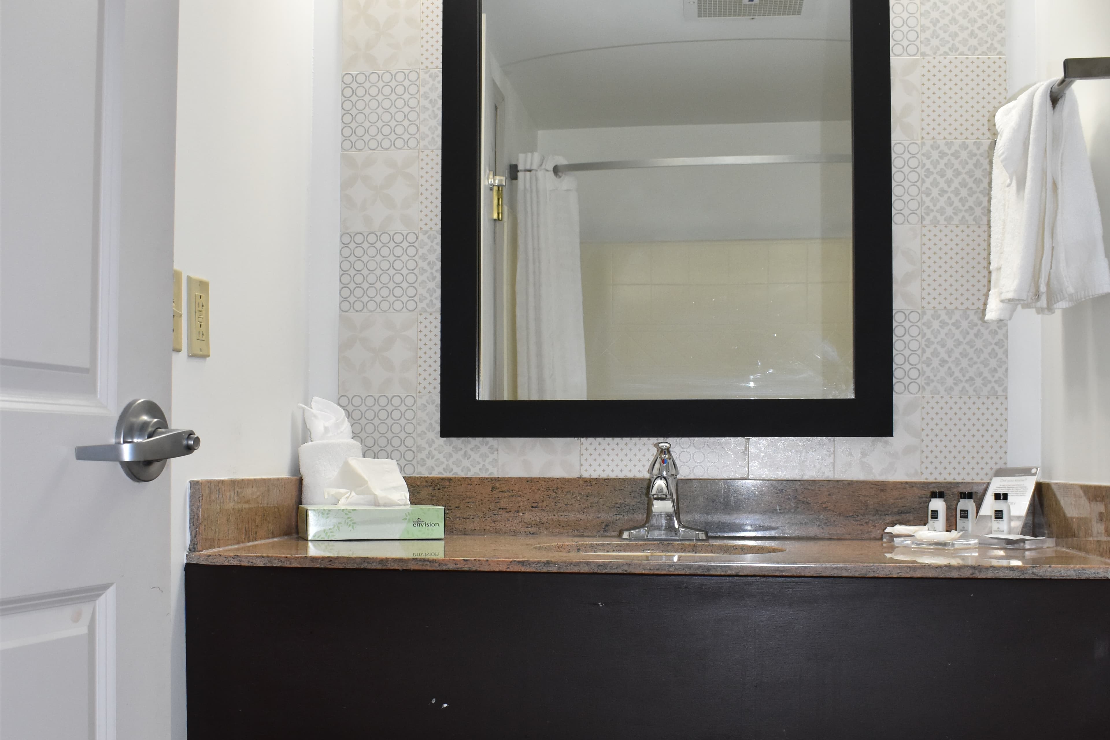 Country Inn & Suites by Radisson, Hagerstown, MD - Image 3