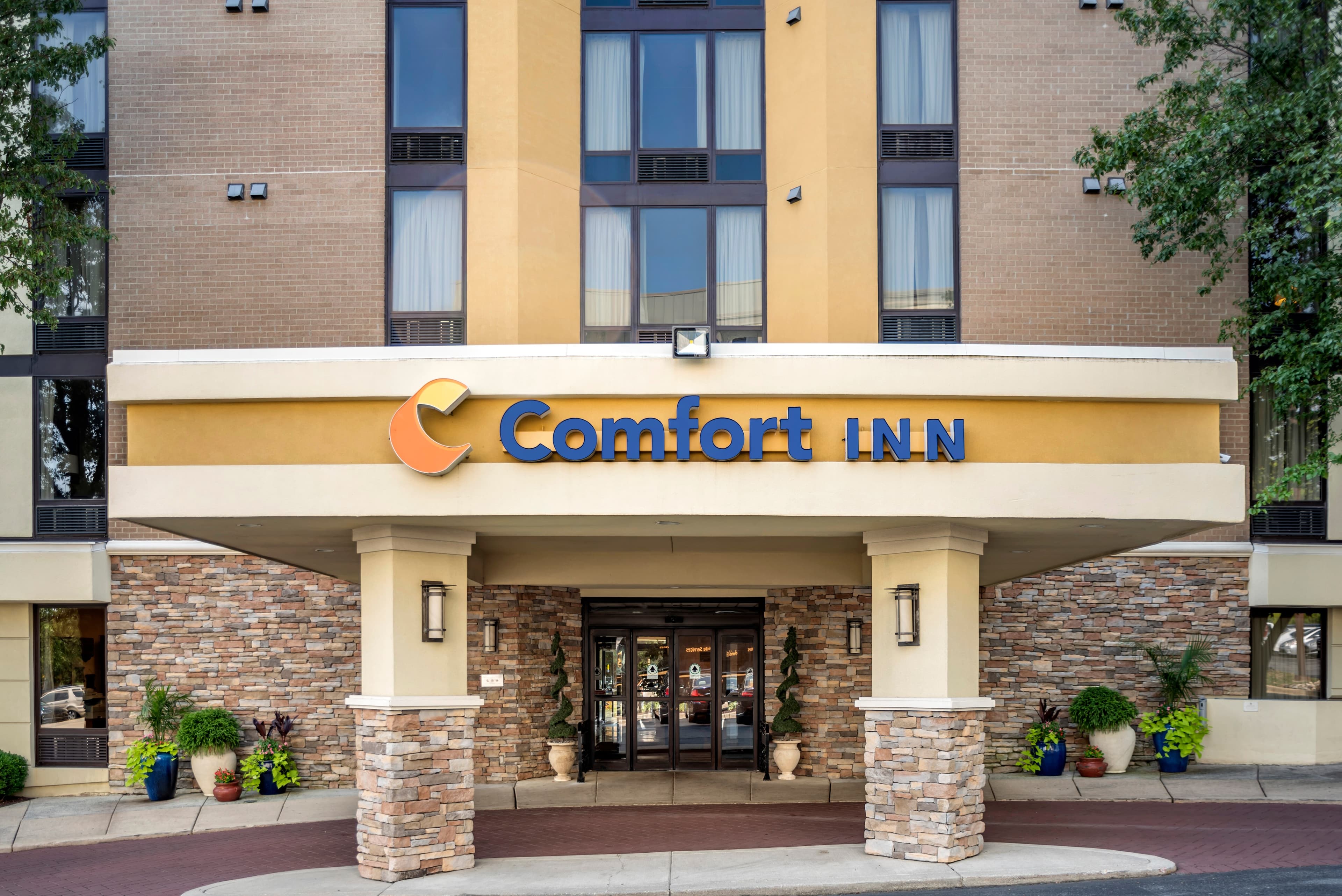 Comfort Inn Shady Grove - Gaithersburg - Rockville - Image 1