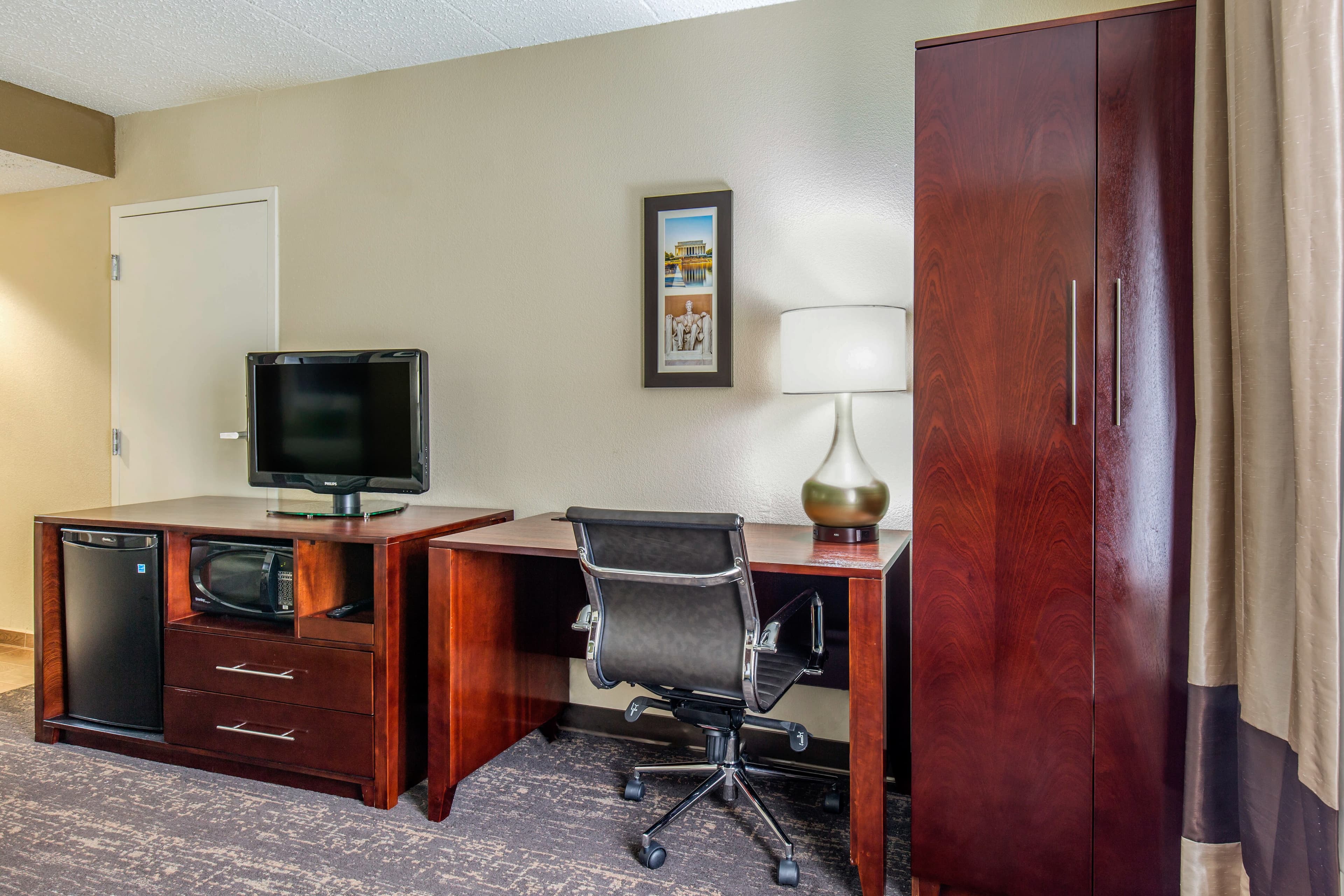 Comfort Inn College Park North - Image 4