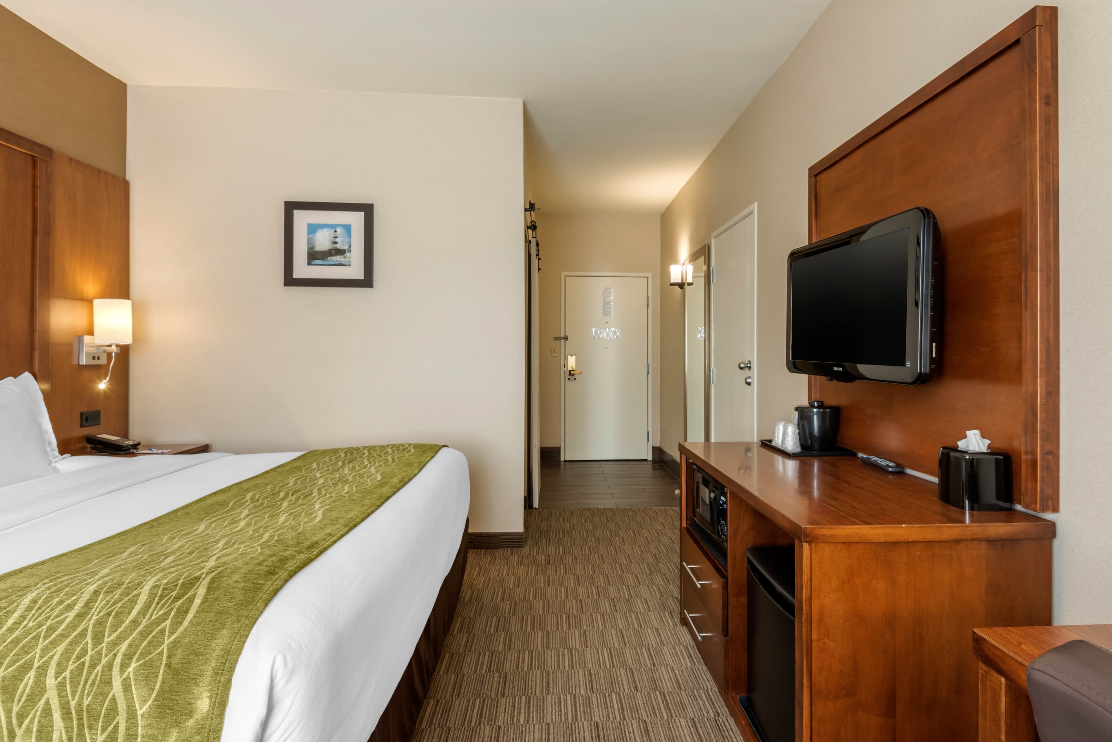 Comfort Inn Ellsworth - Bar Harbor - Image 4