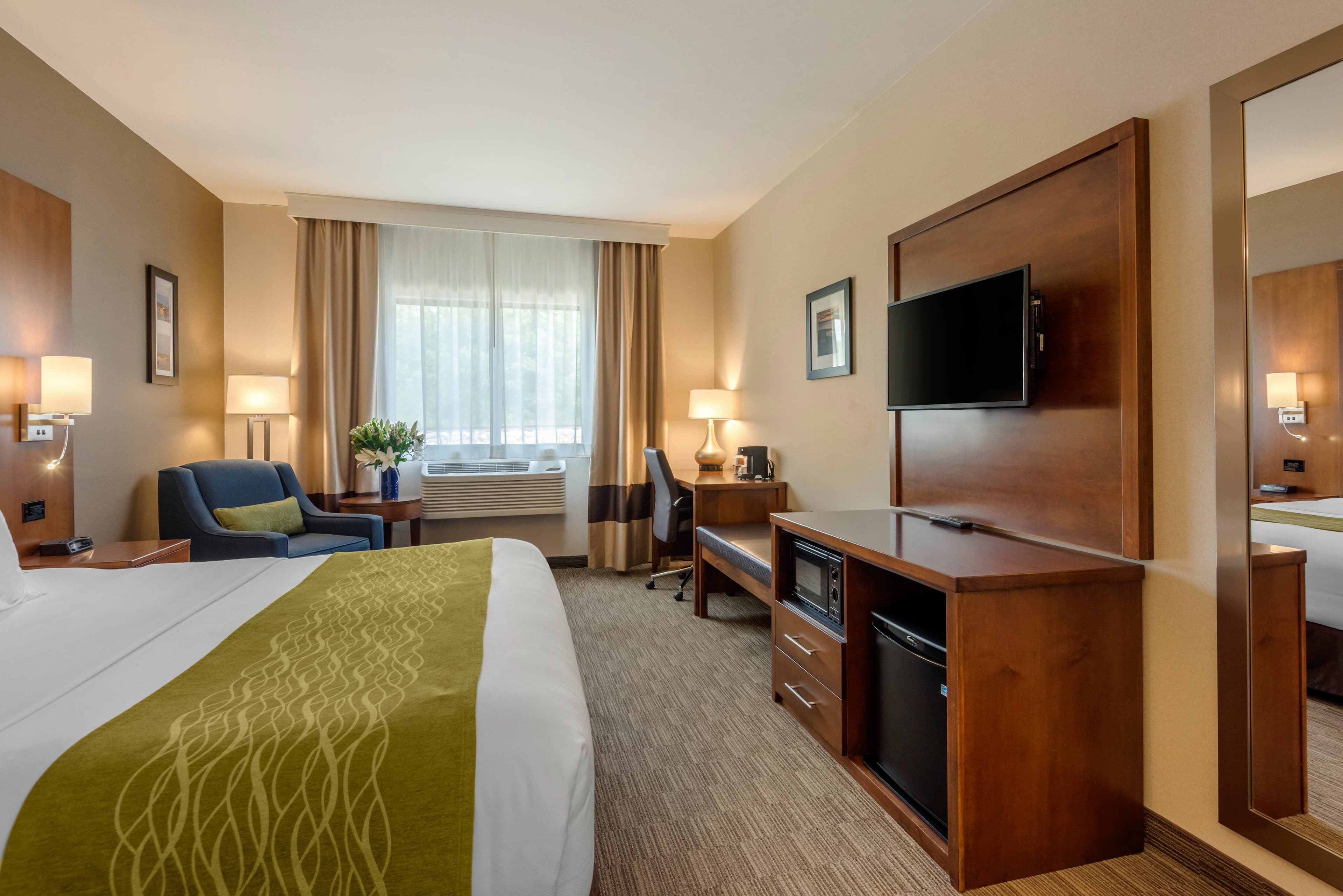 Comfort Inn Ellsworth - Bar Harbor — 9