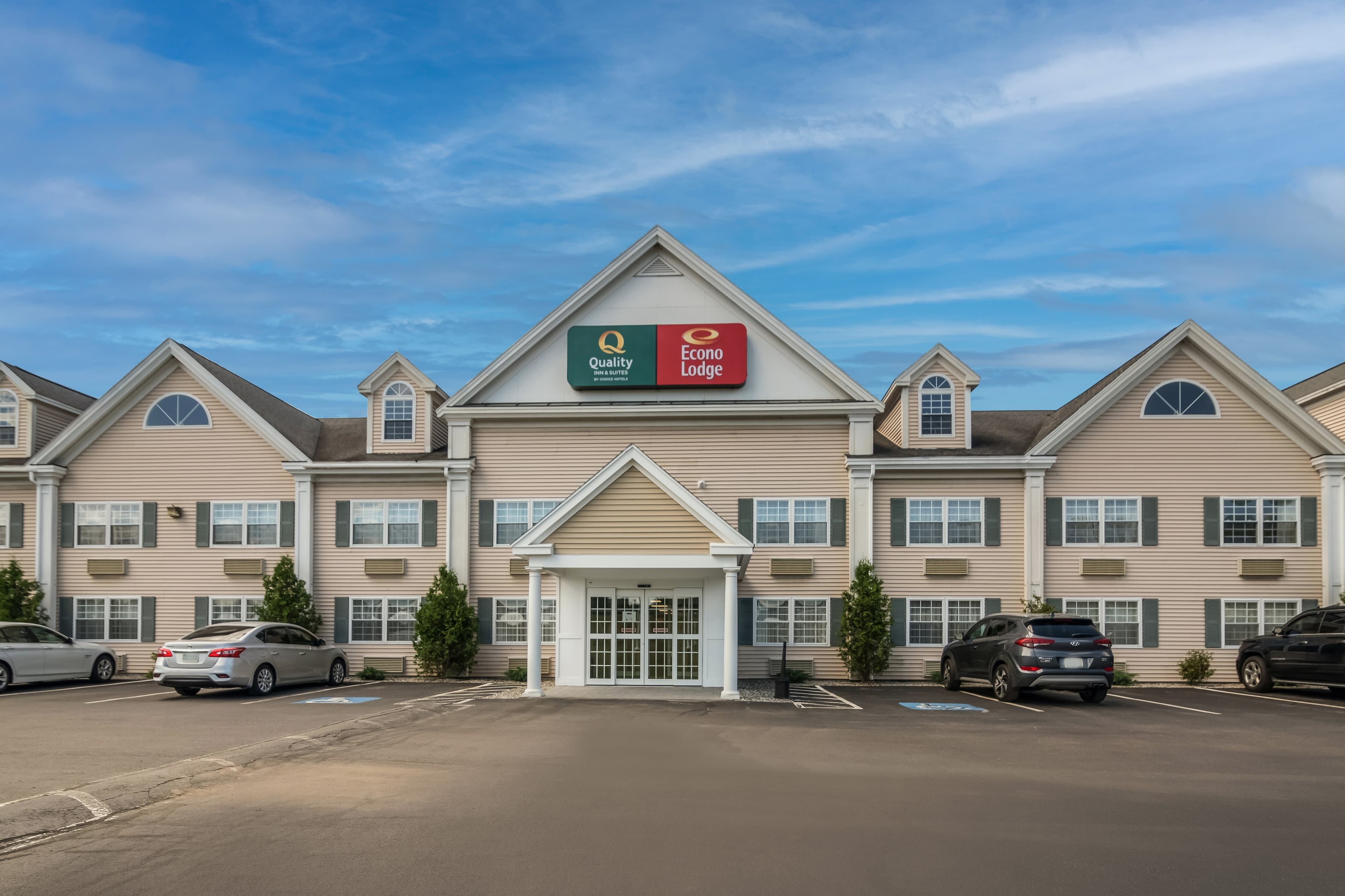 Quality Inn & Suites Auburn I-95 - Image 1