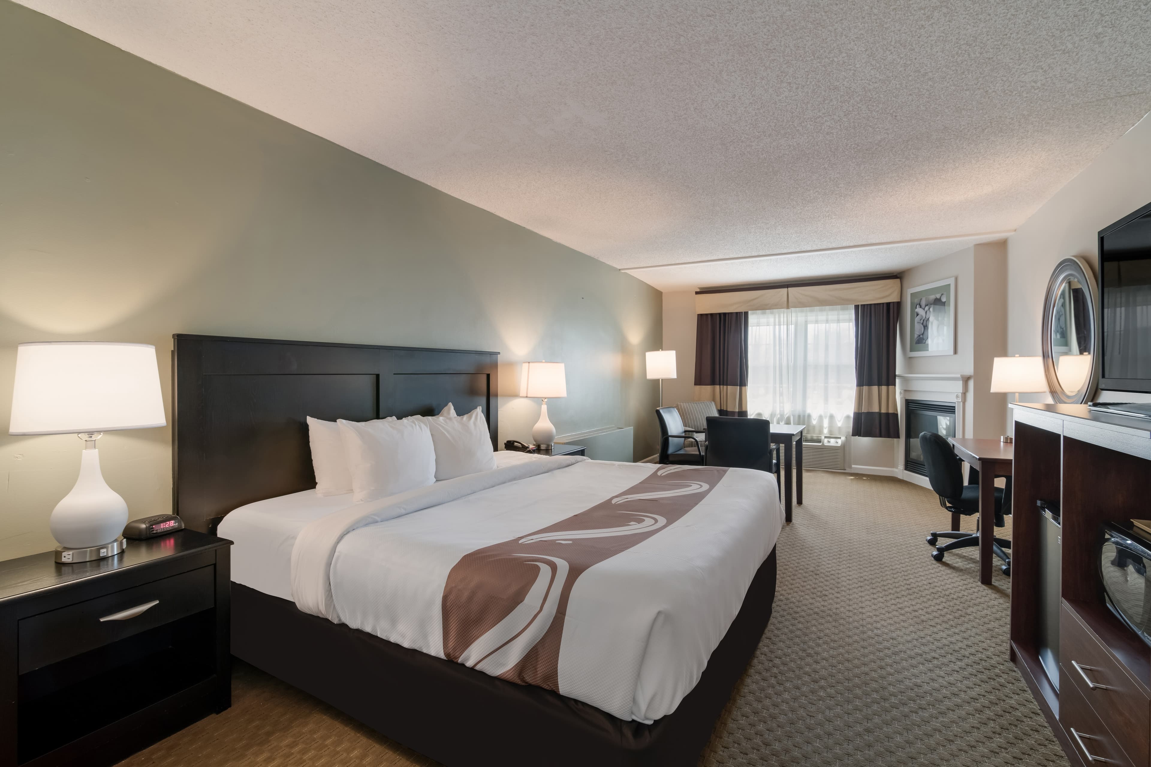 Quality Inn & Suites Auburn I-95 - Image 3