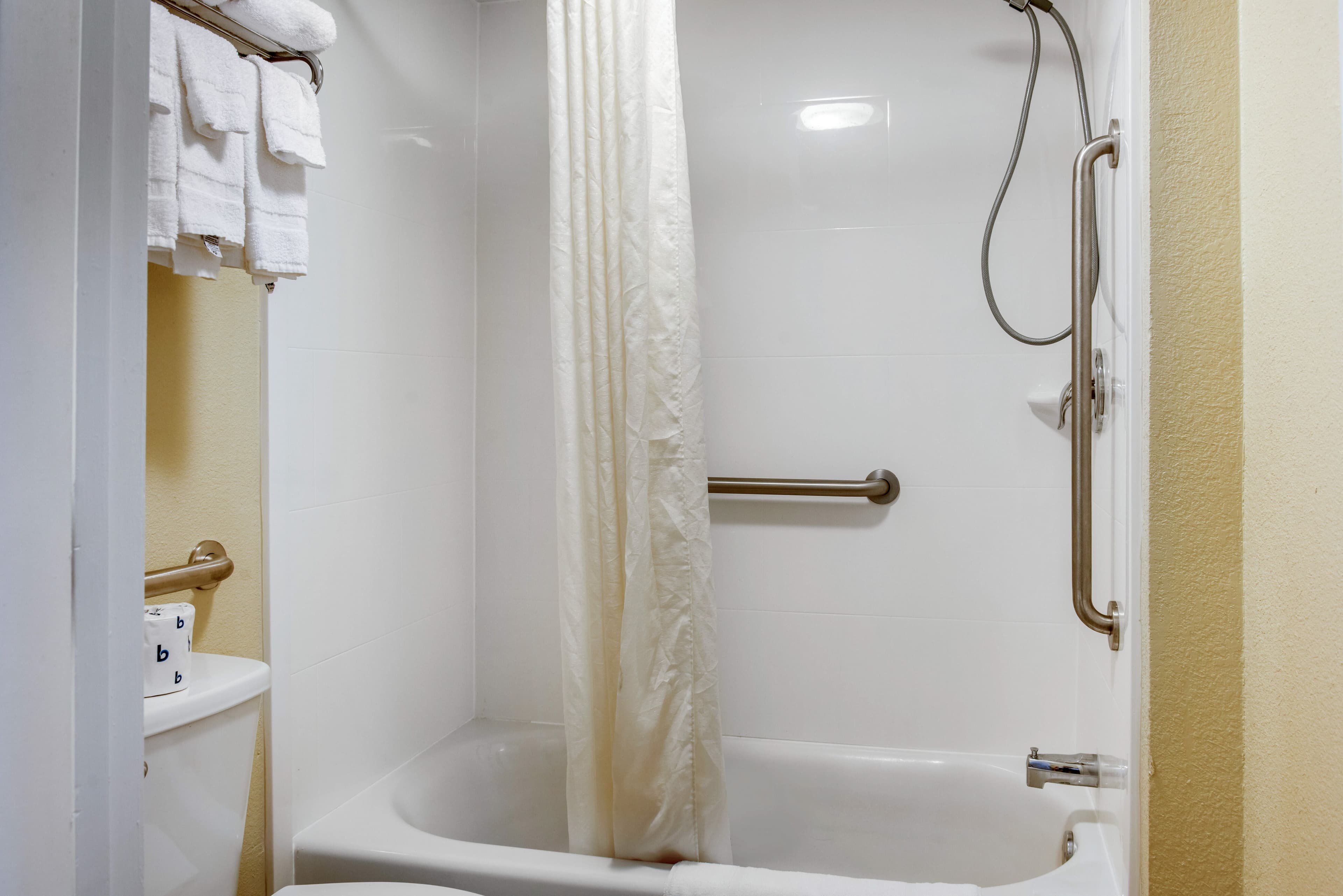 Econo Lodge Freeport - Brunswick Area - Image 4