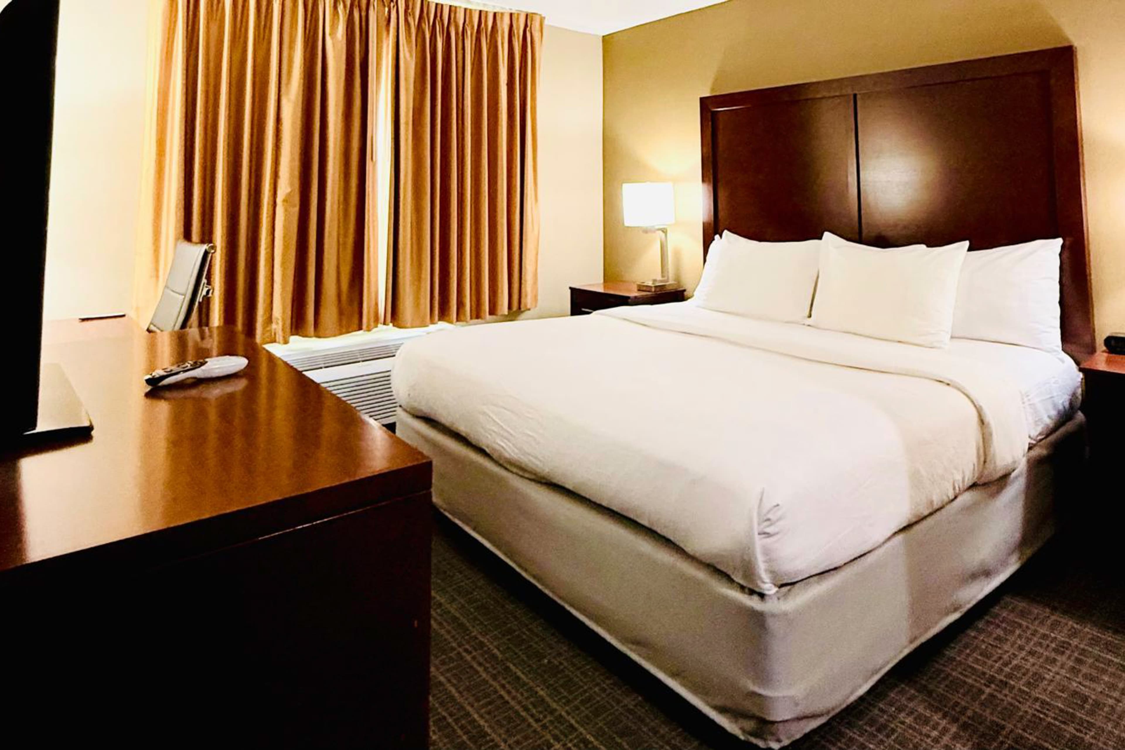 Comfort Inn & Suites Scarborough-Portland - Image 2