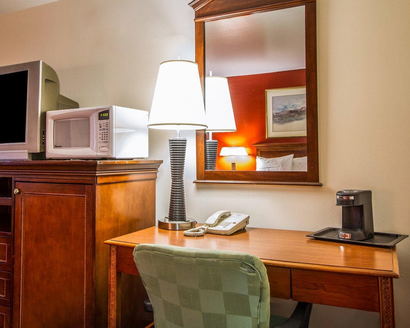 Rodeway Inn & Suites Brunswick near Hwy 1 — 16