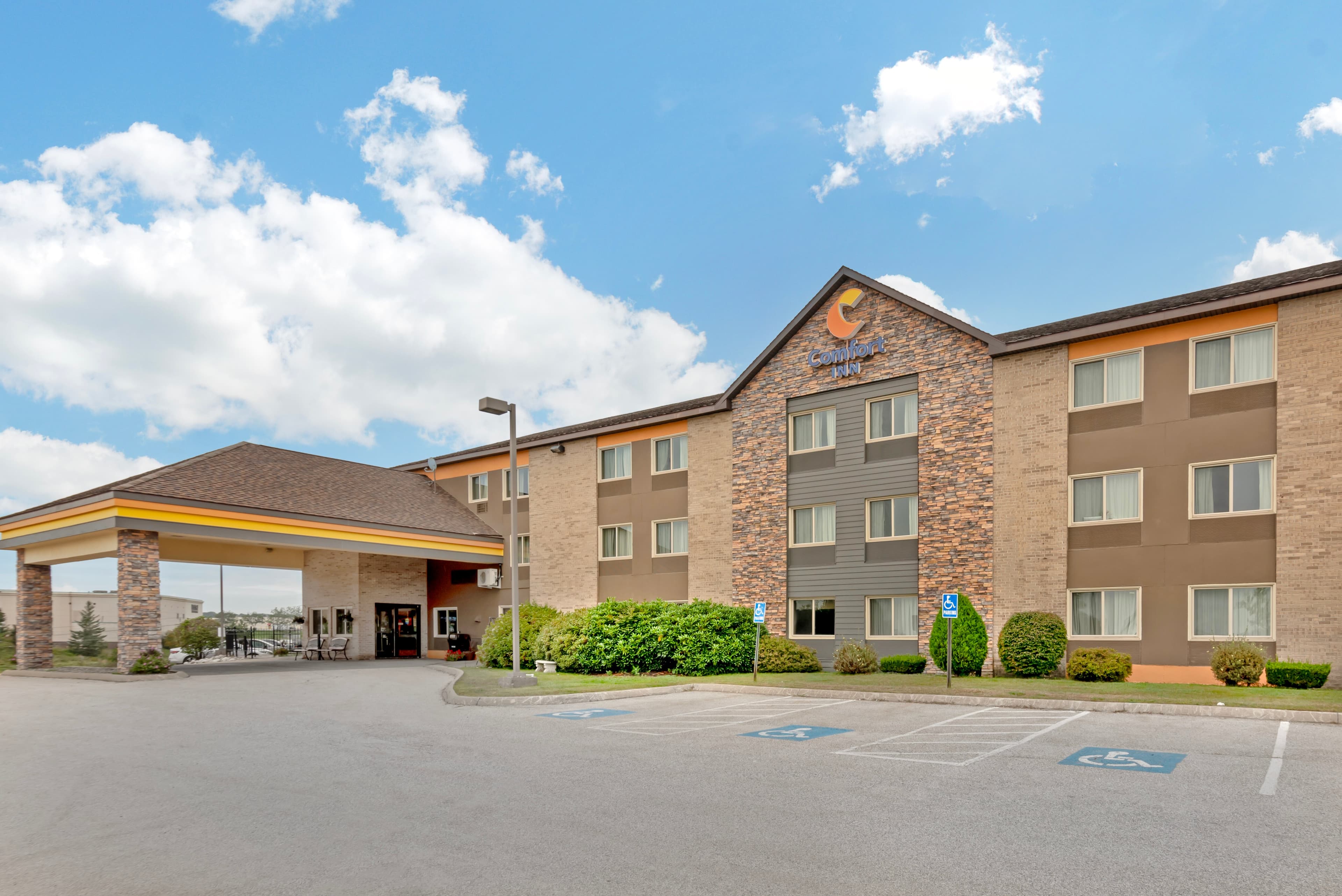 Comfort Inn Bangor North - Image 1