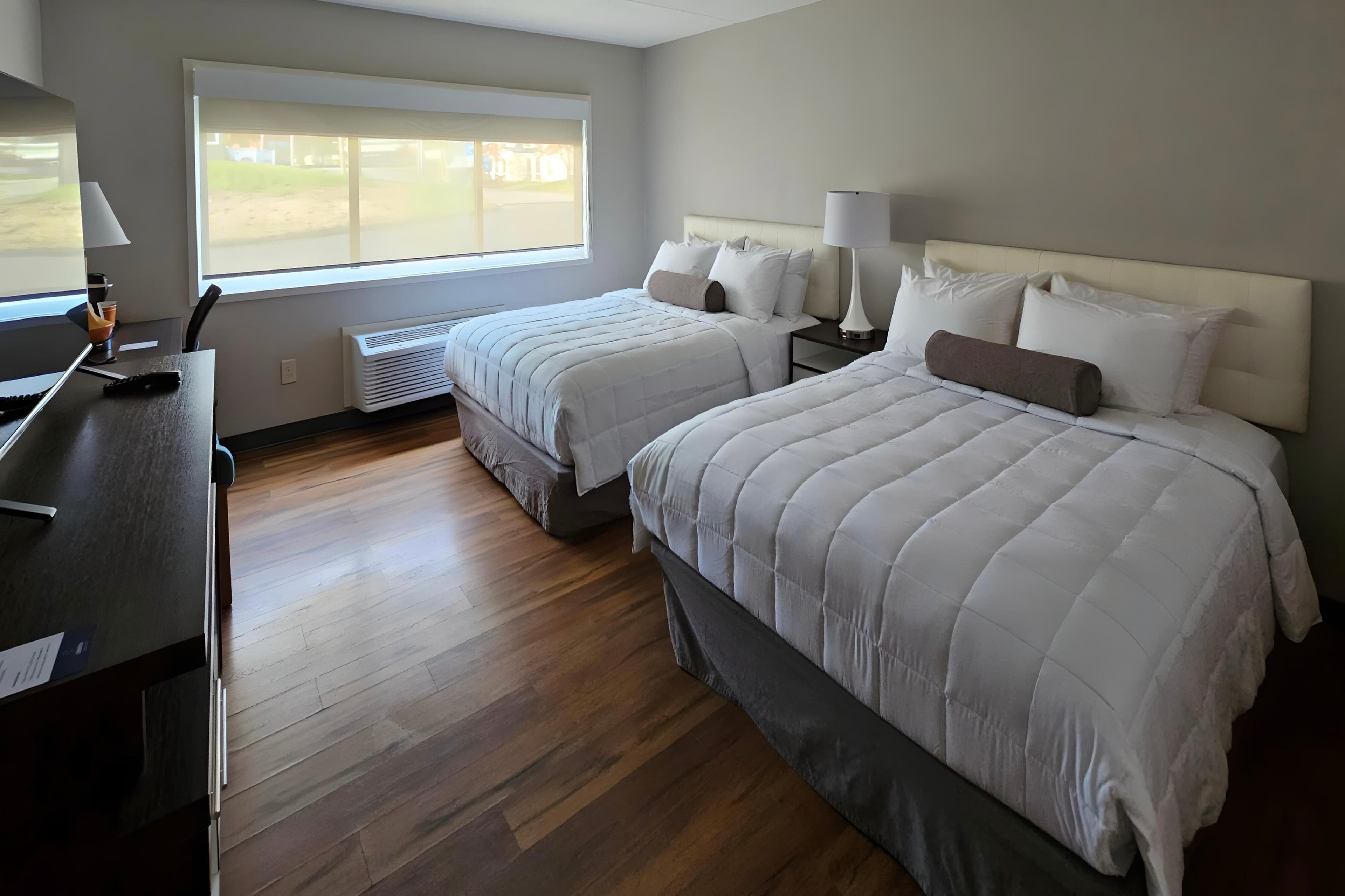 Clarion Pointe South Portland — 10