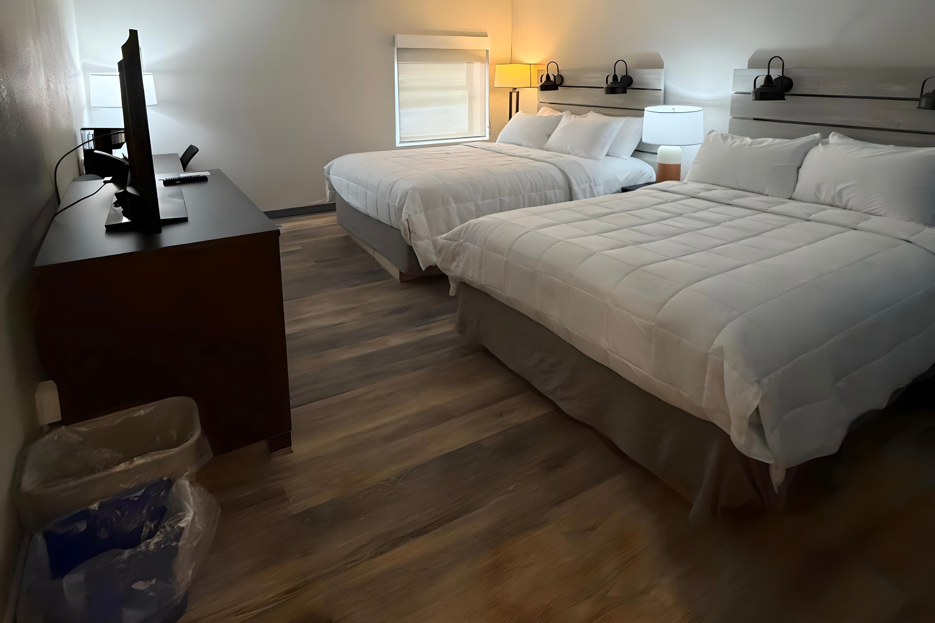 Clarion Pointe South Portland — 11