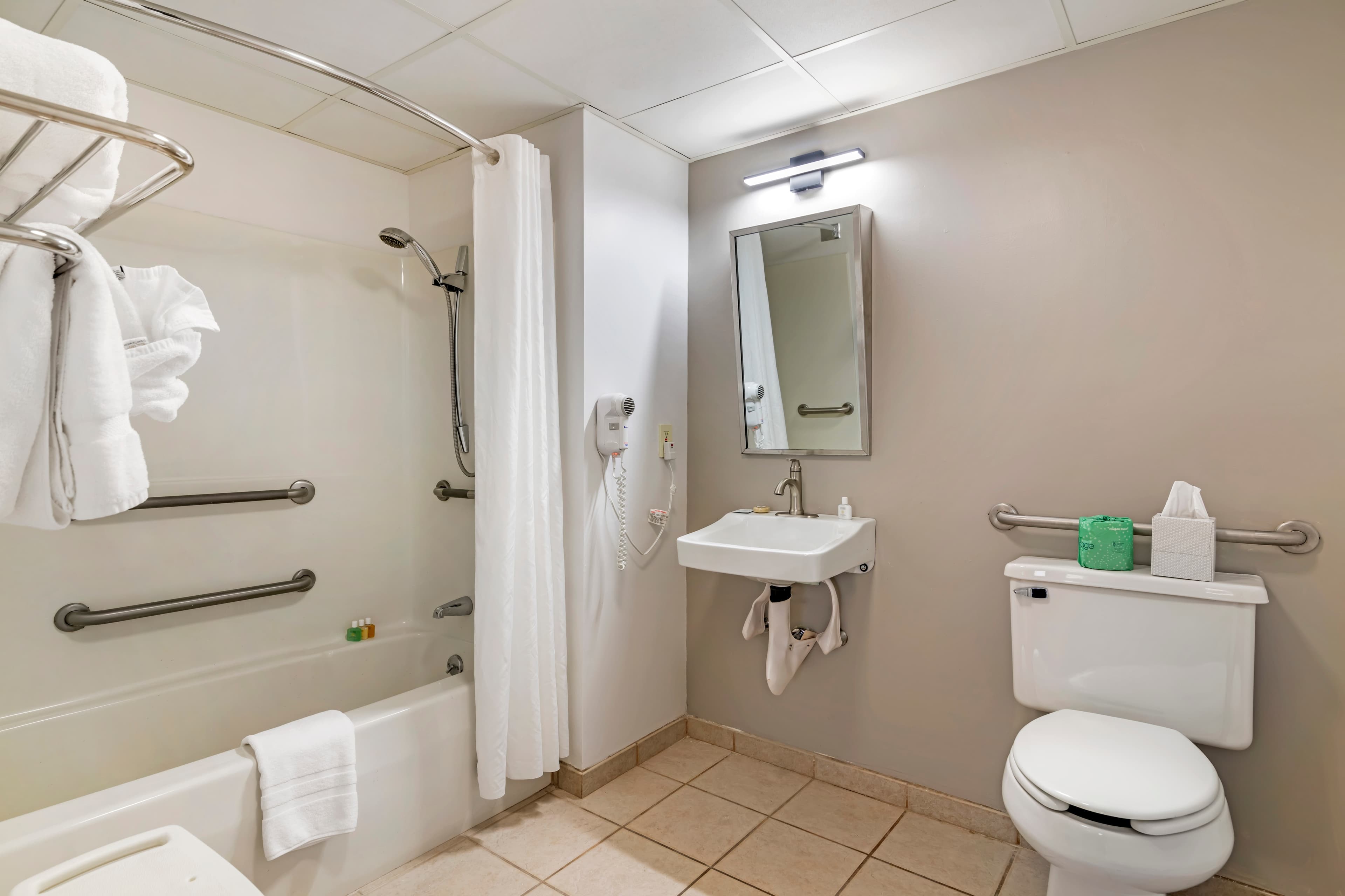 Black Bear Inn, an Ascend Collection Hotel — 16