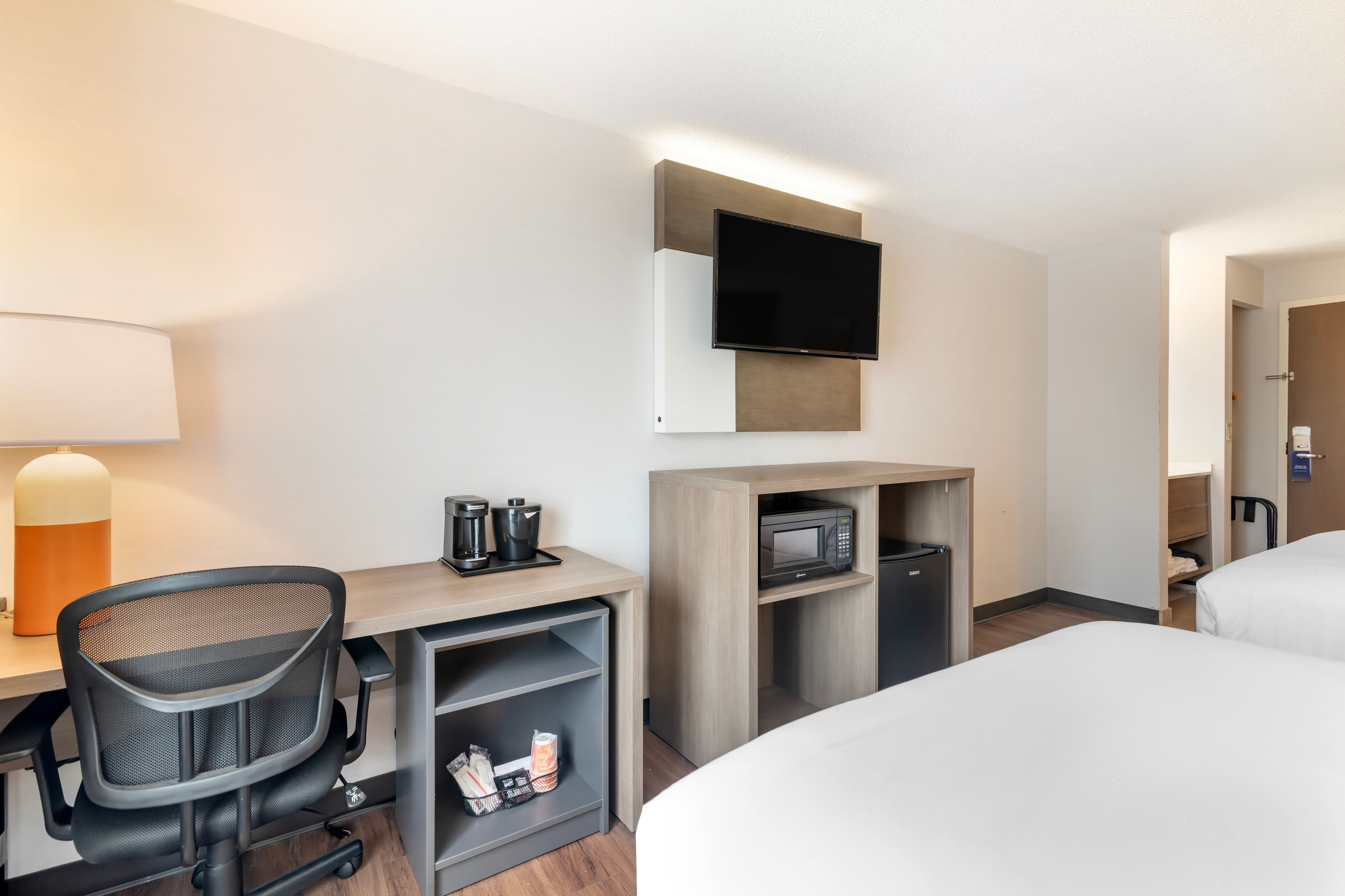 Comfort Inn South Portland Airport - Image 2