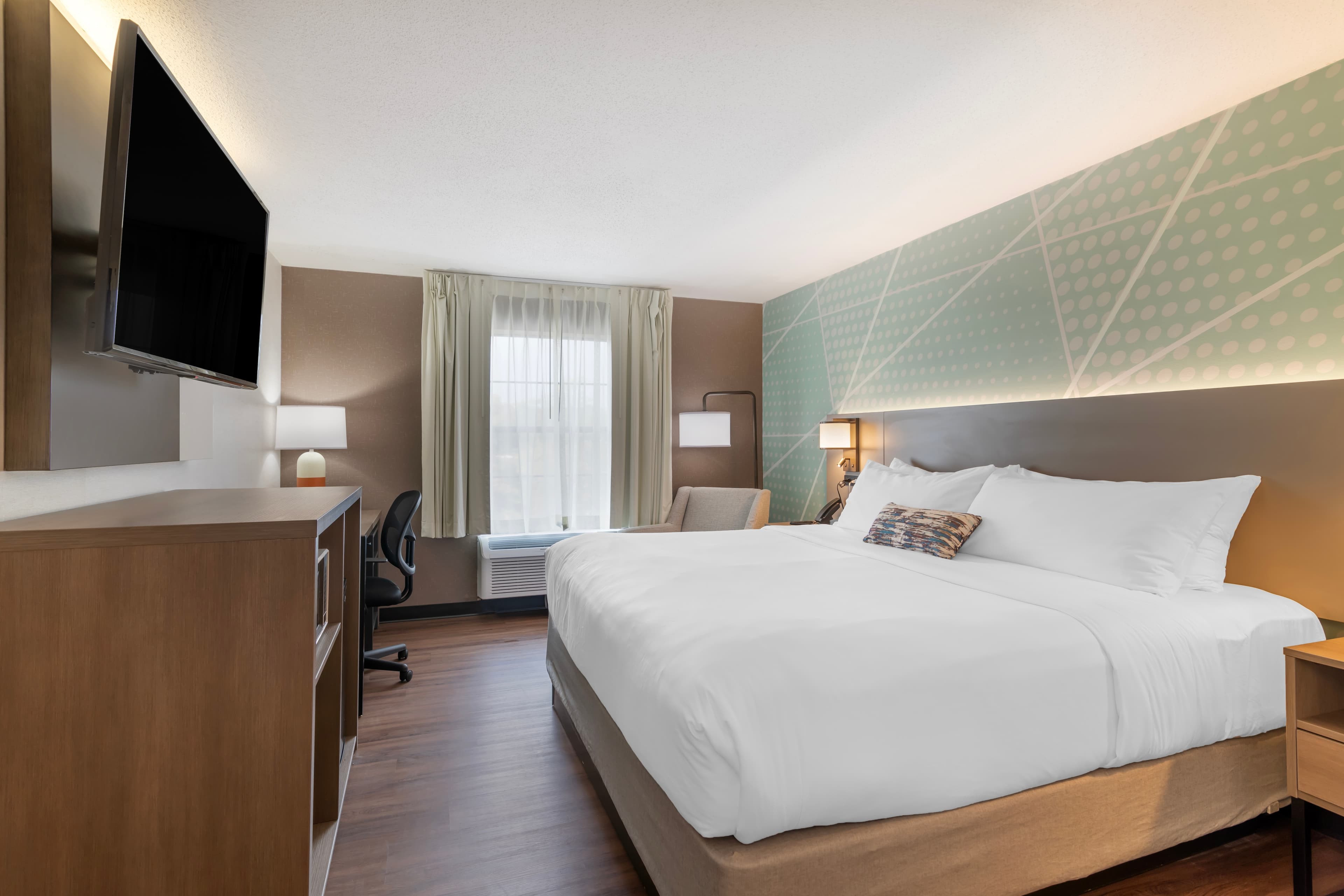 Comfort Inn South Portland Airport — 8