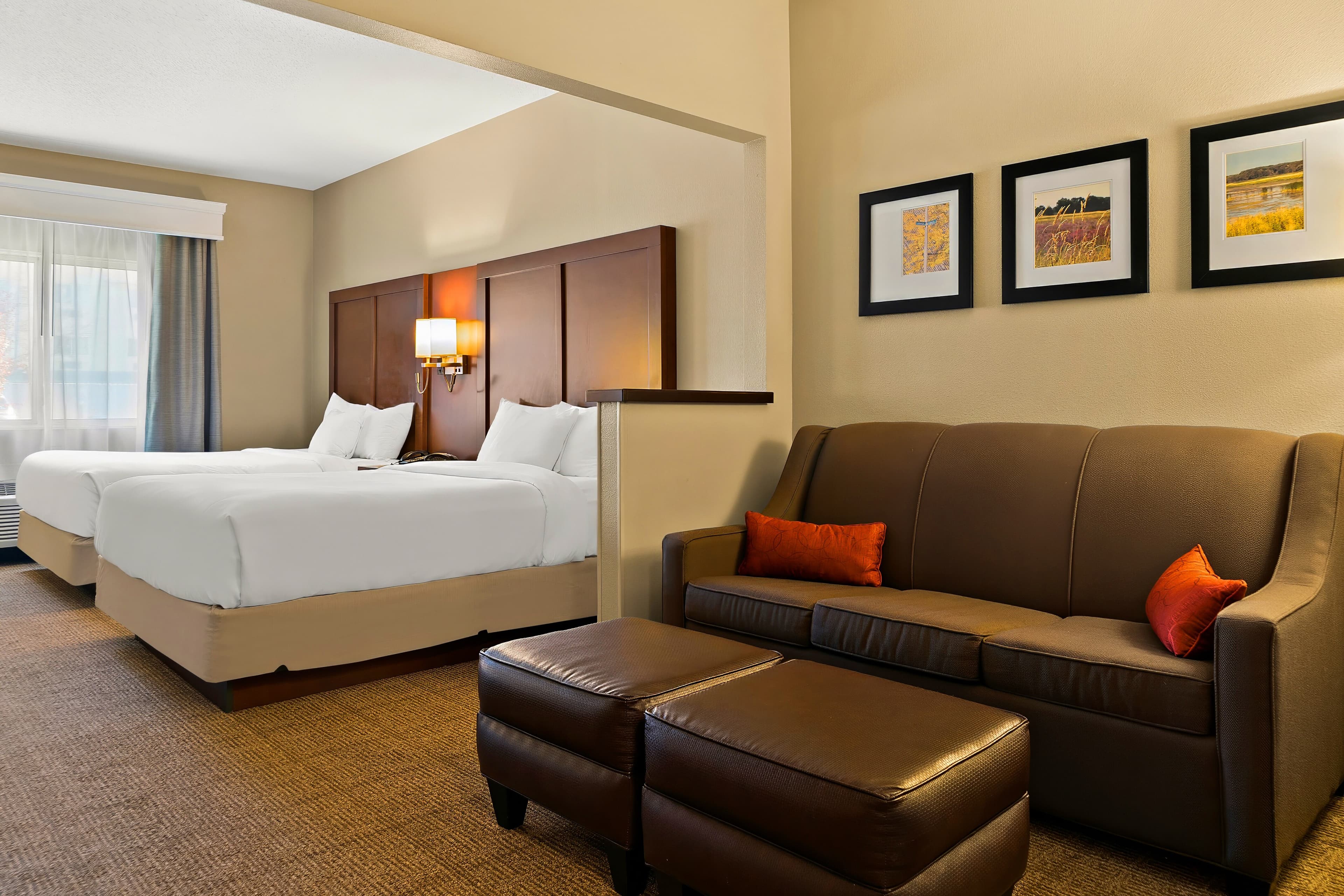 Comfort Suites Saginaw North — 2