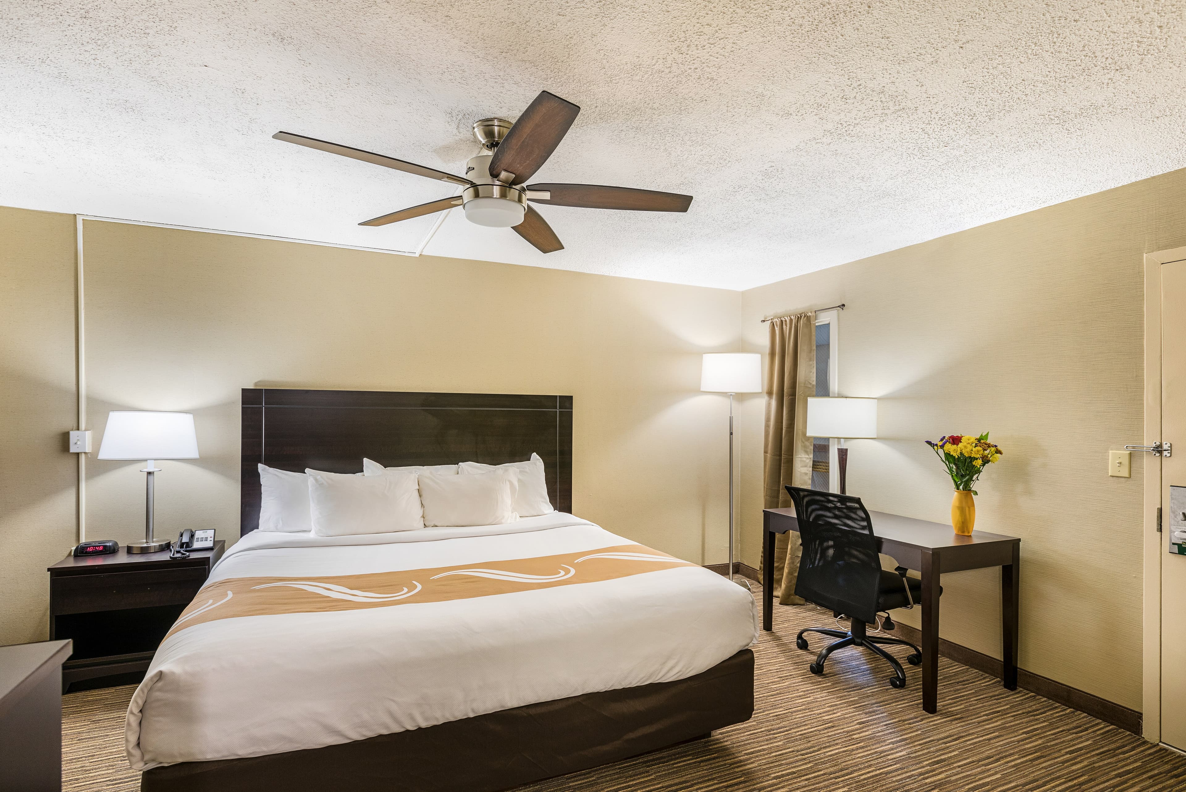 Quality Inn University - Image 5