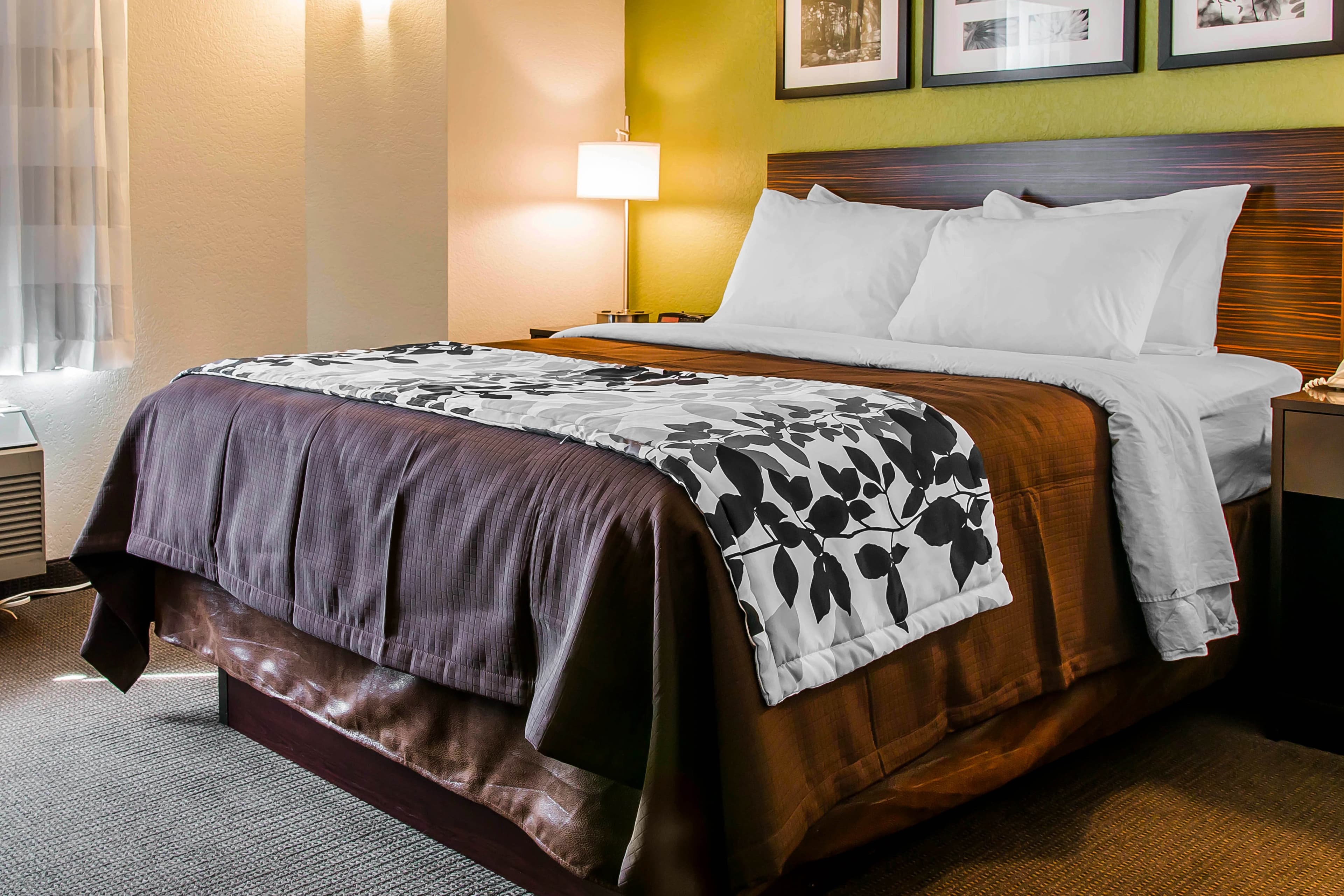 Sleep Inn Midland - Bay City West - Image 1