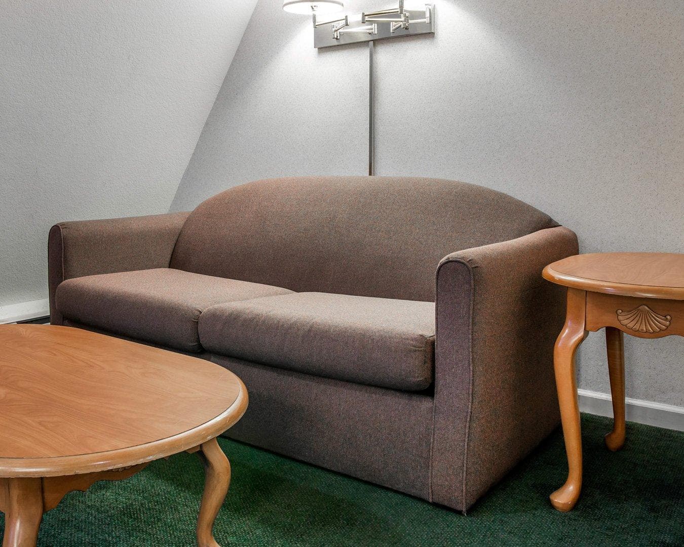 Quality Inn & Suites Mackinaw City Beachfront — 10
