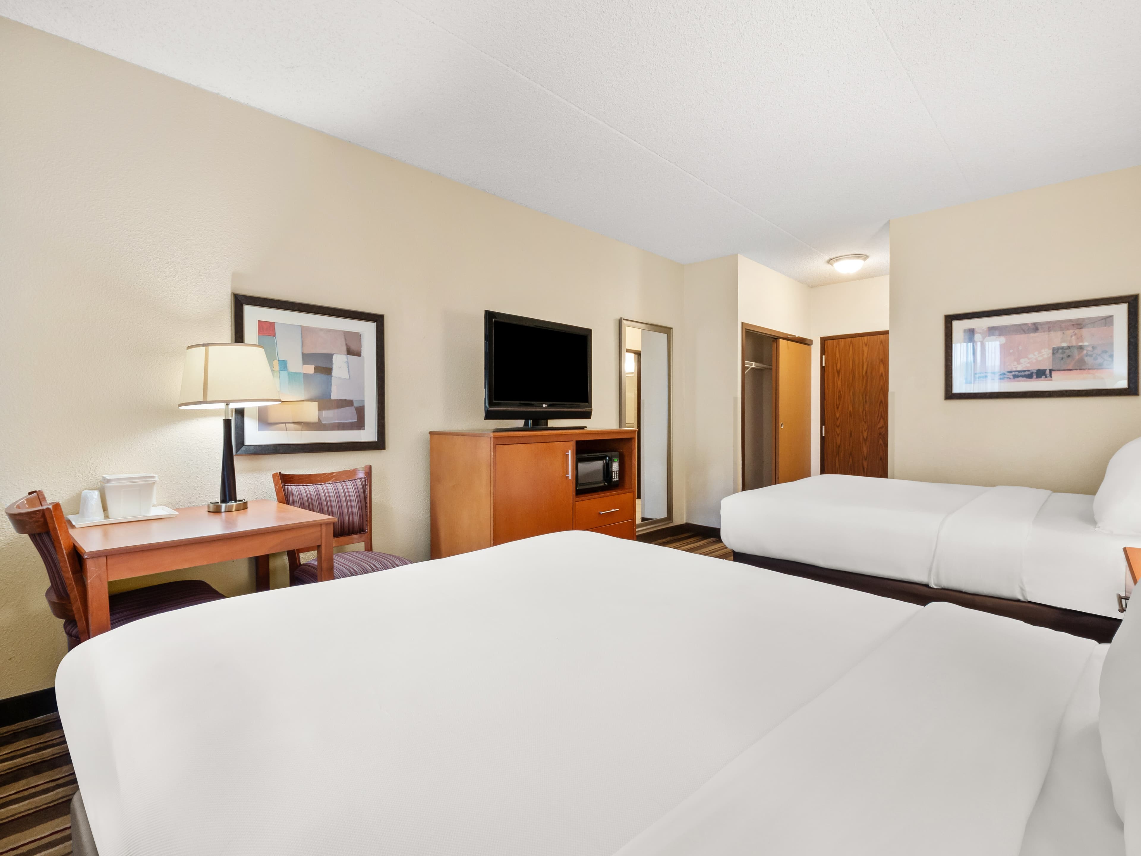 Comfort Inn Metro Airport — 23