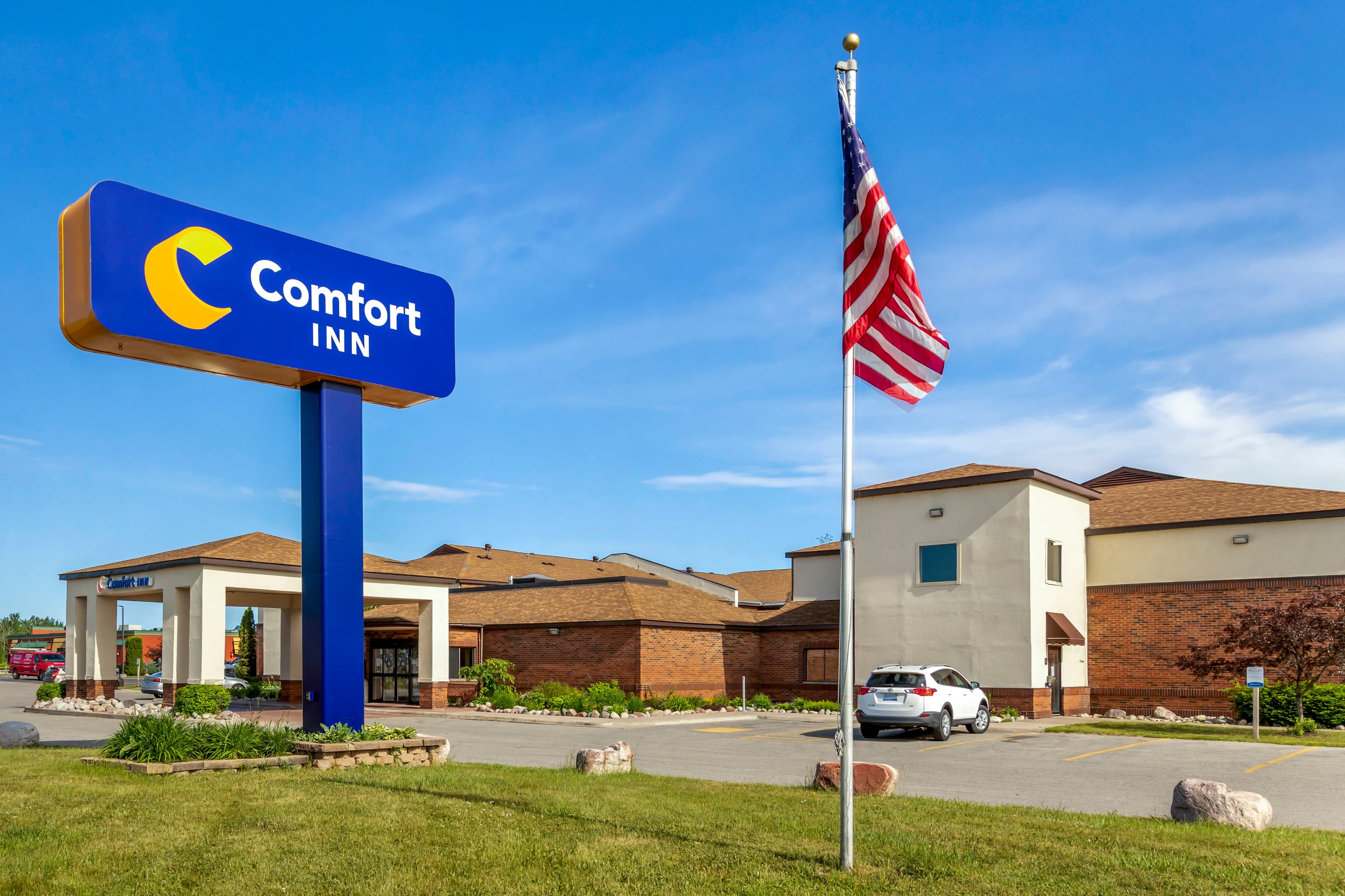 Comfort Inn Sault Ste. Marie MI - Image 1