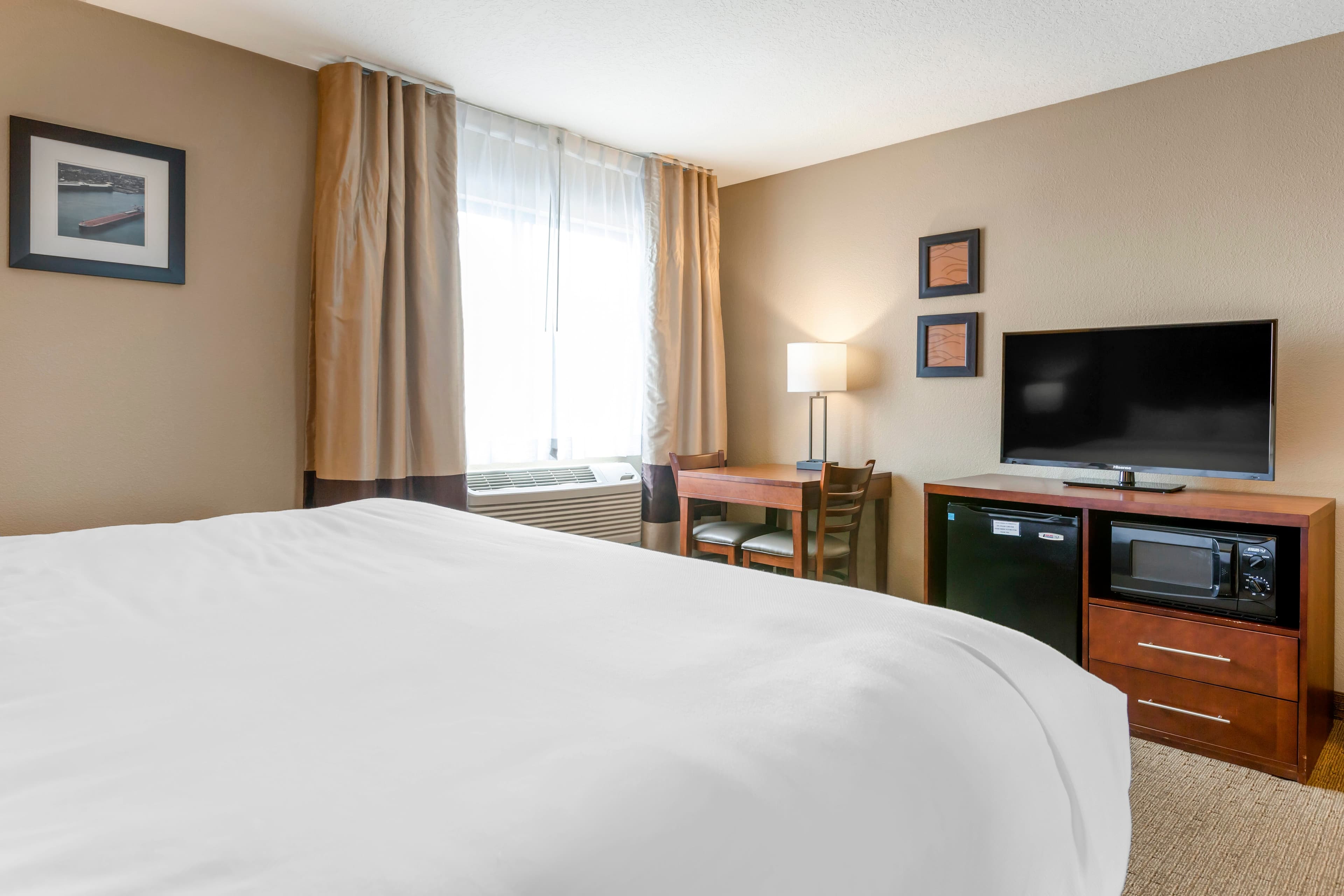 Comfort Inn Sault Ste. Marie MI - Image 3