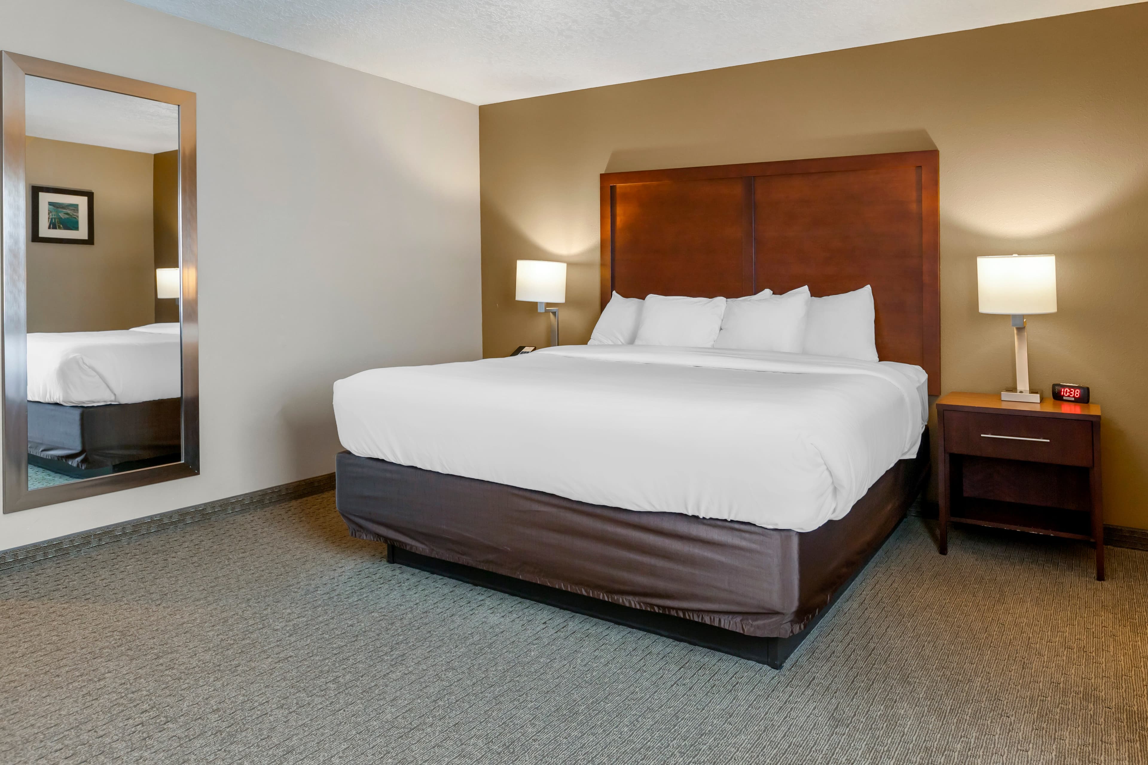 Comfort Inn Sault Ste. Marie MI — 18