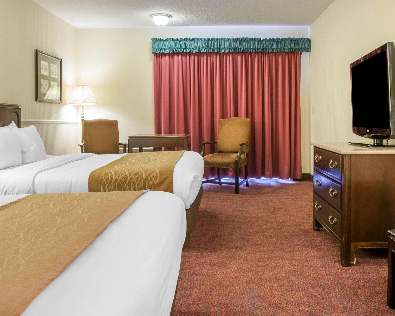 Comfort Inn Lakeside — 9