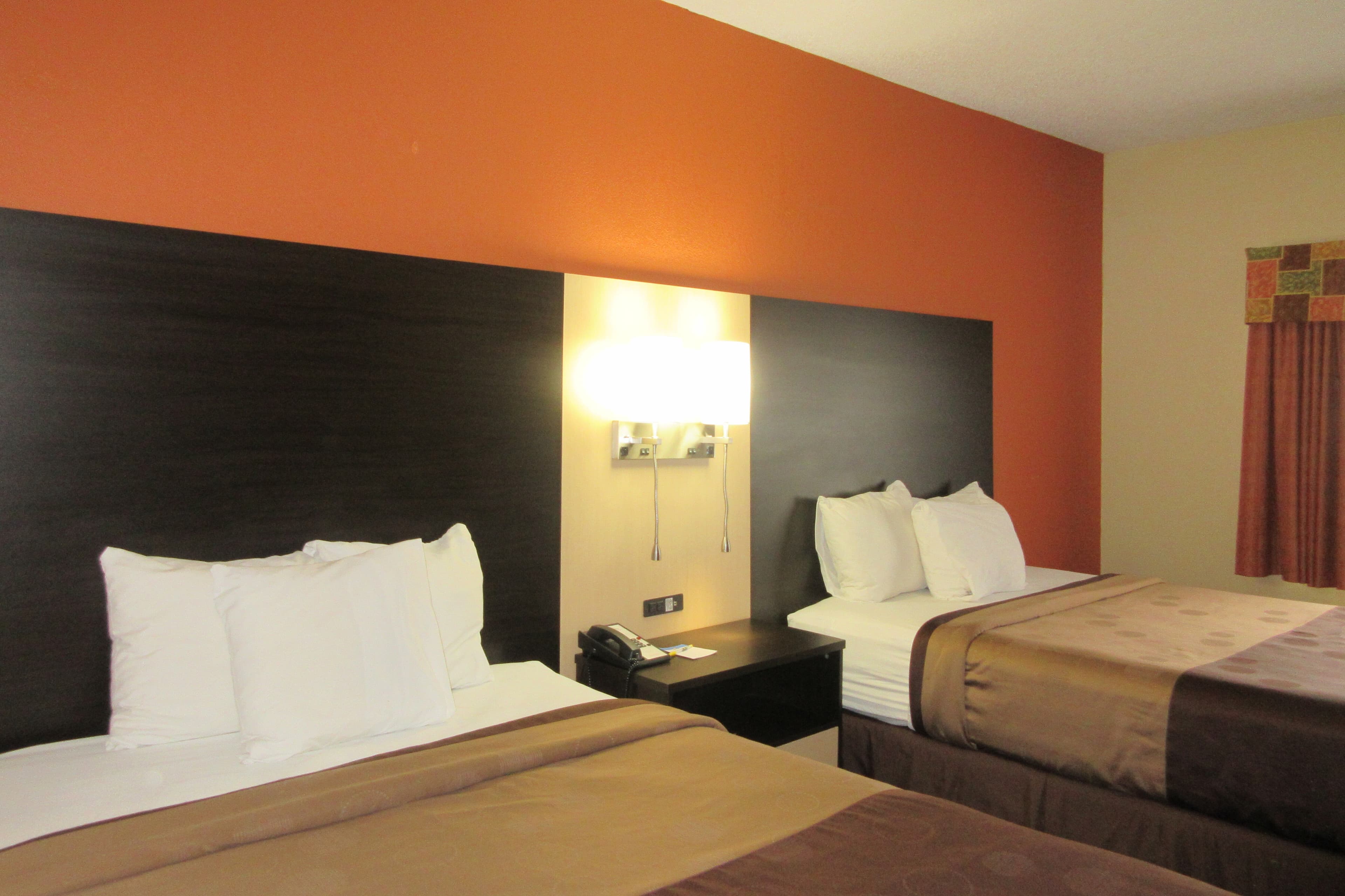 Quality Inn & Suites Benton Harbor - St. Joseph — 9