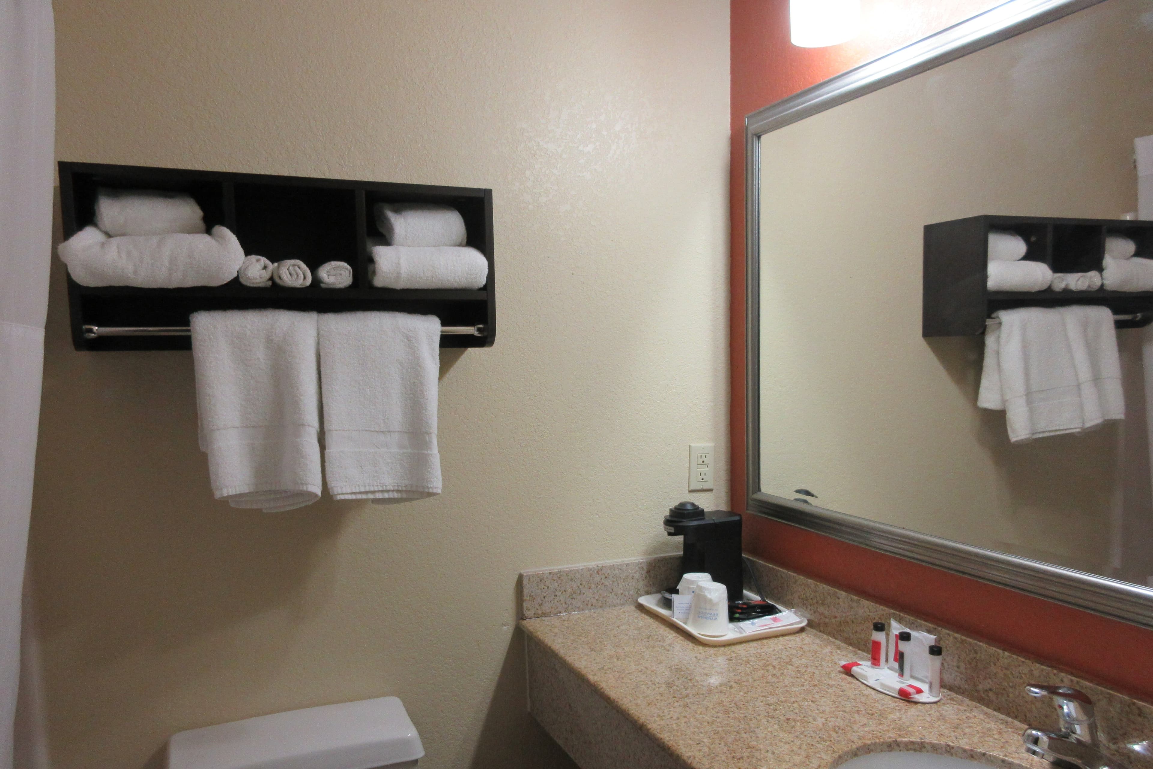 Quality Inn & Suites Benton Harbor - St. Joseph — 7