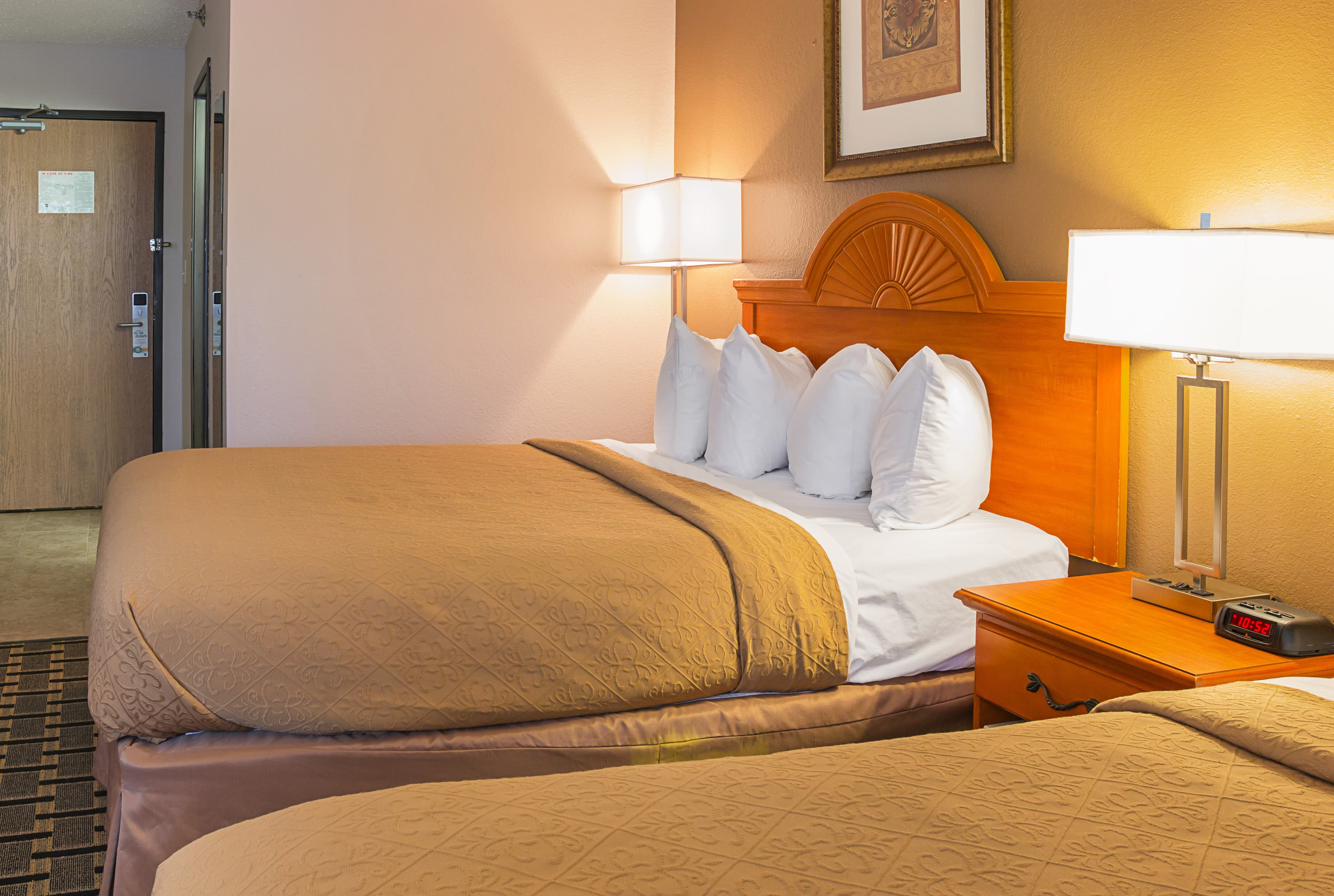 Quality Inn & Suites Detroit Metro Airport — 16