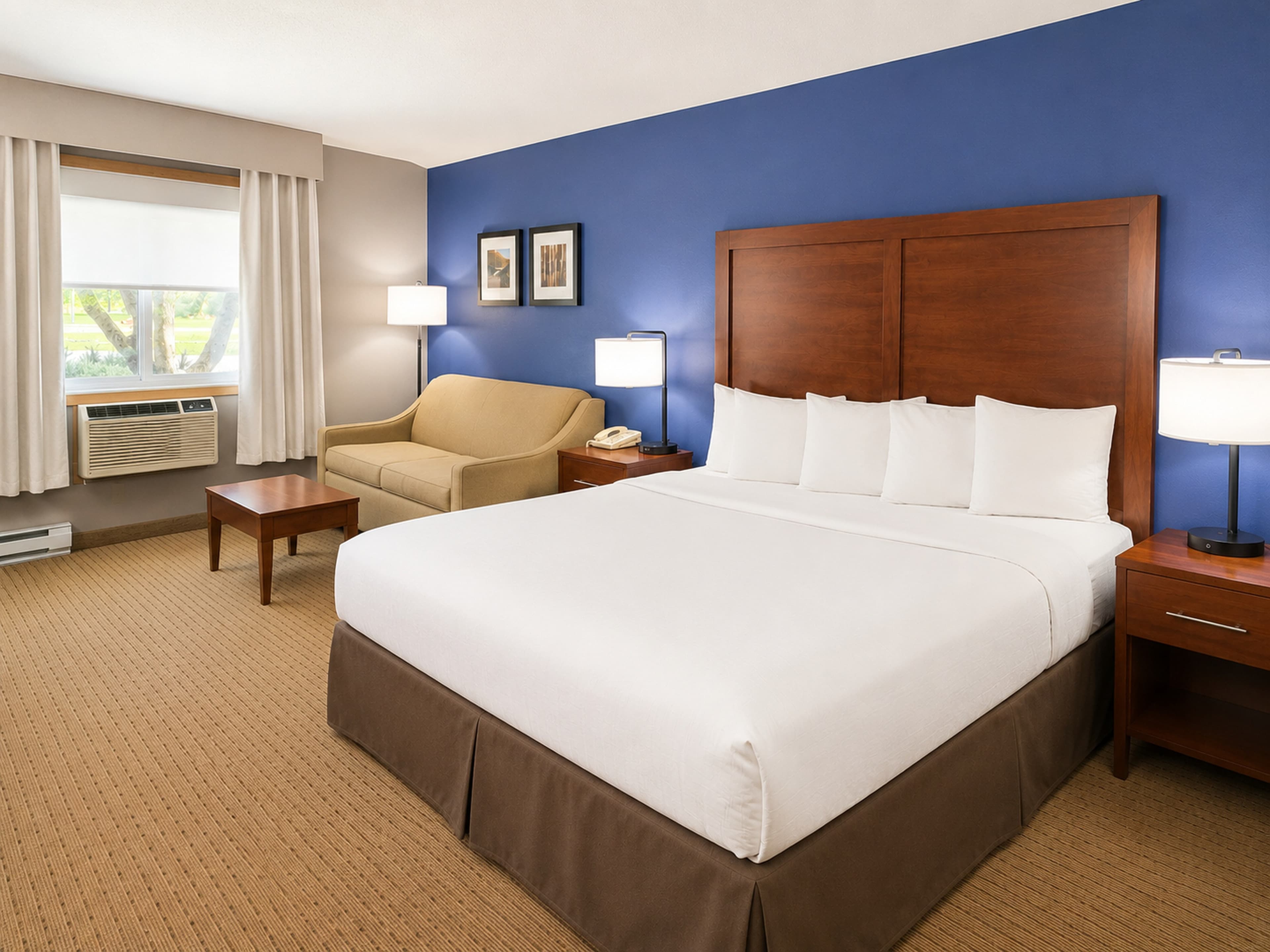 Comfort Inn Iron Mountain North - Image 3