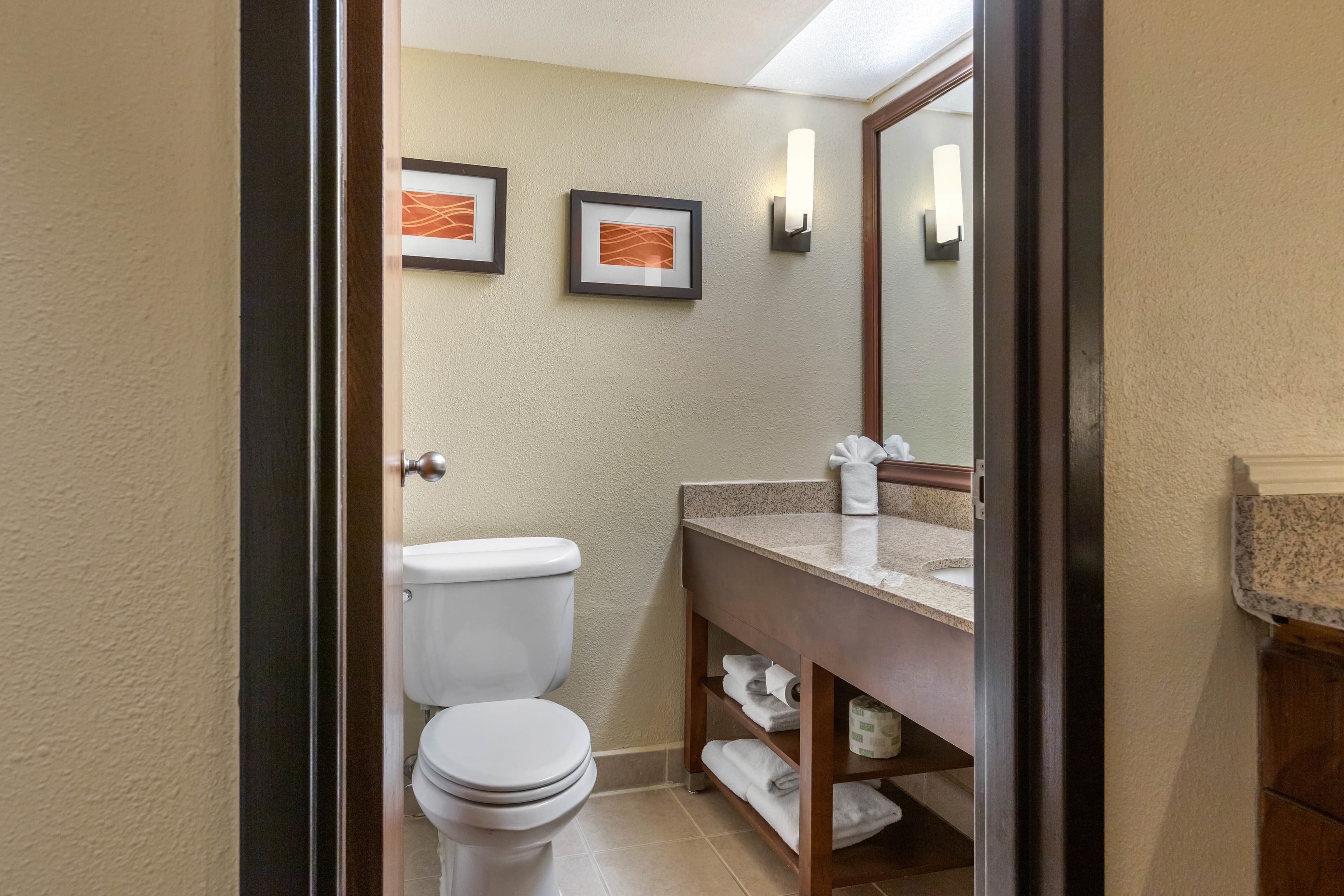 Comfort Inn Grand Rapids Airport — 11