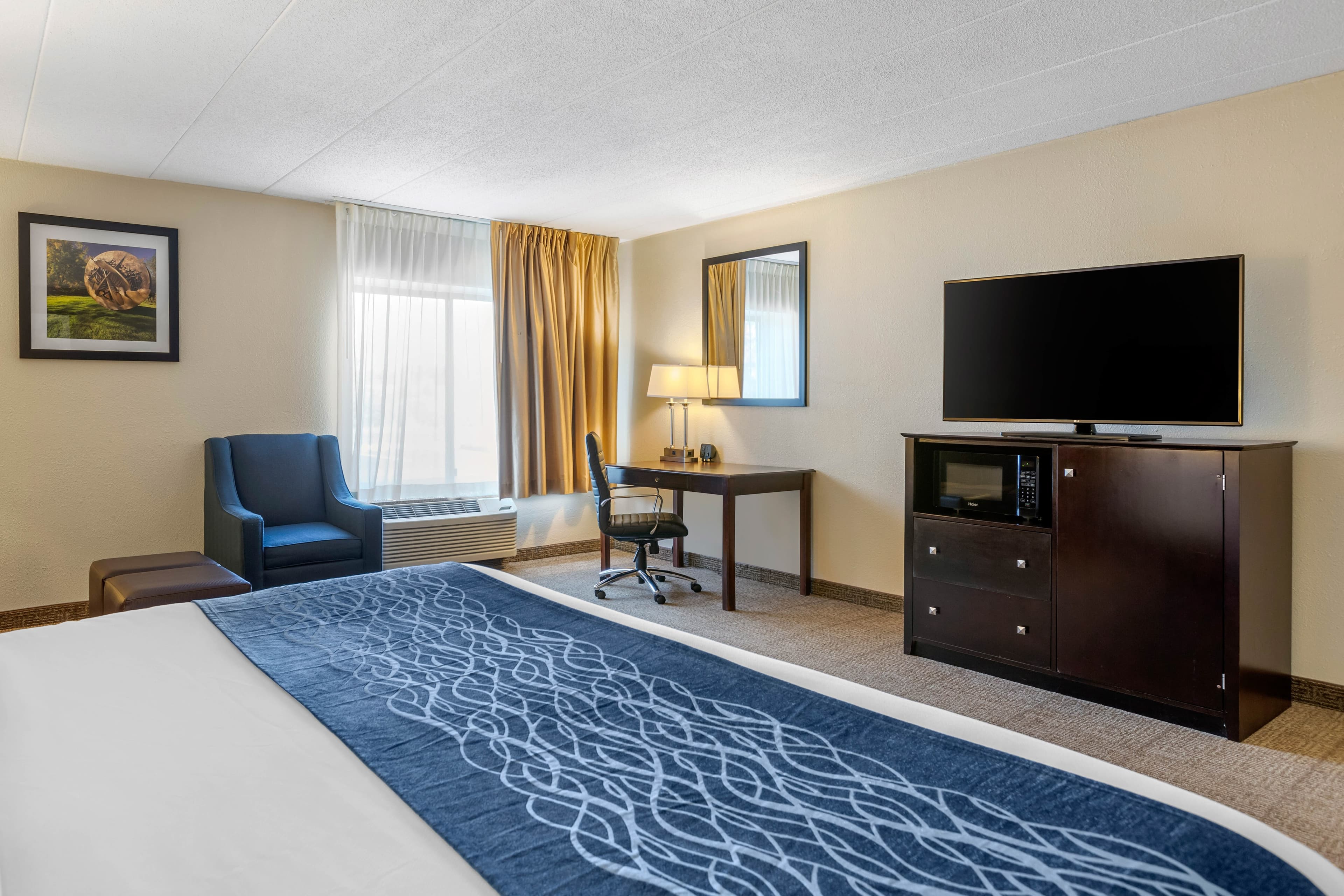 Comfort Inn Grand Rapids Airport — 28