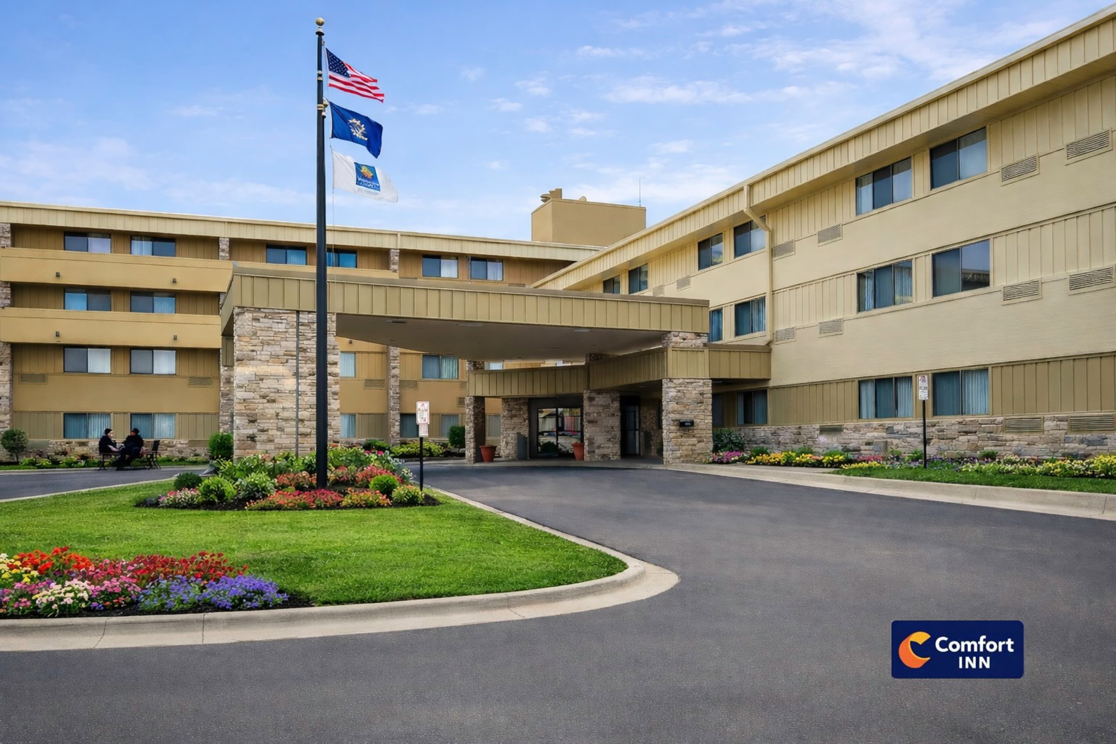 Comfort Inn Farmington Hills - Detroit Northwest - Image 1