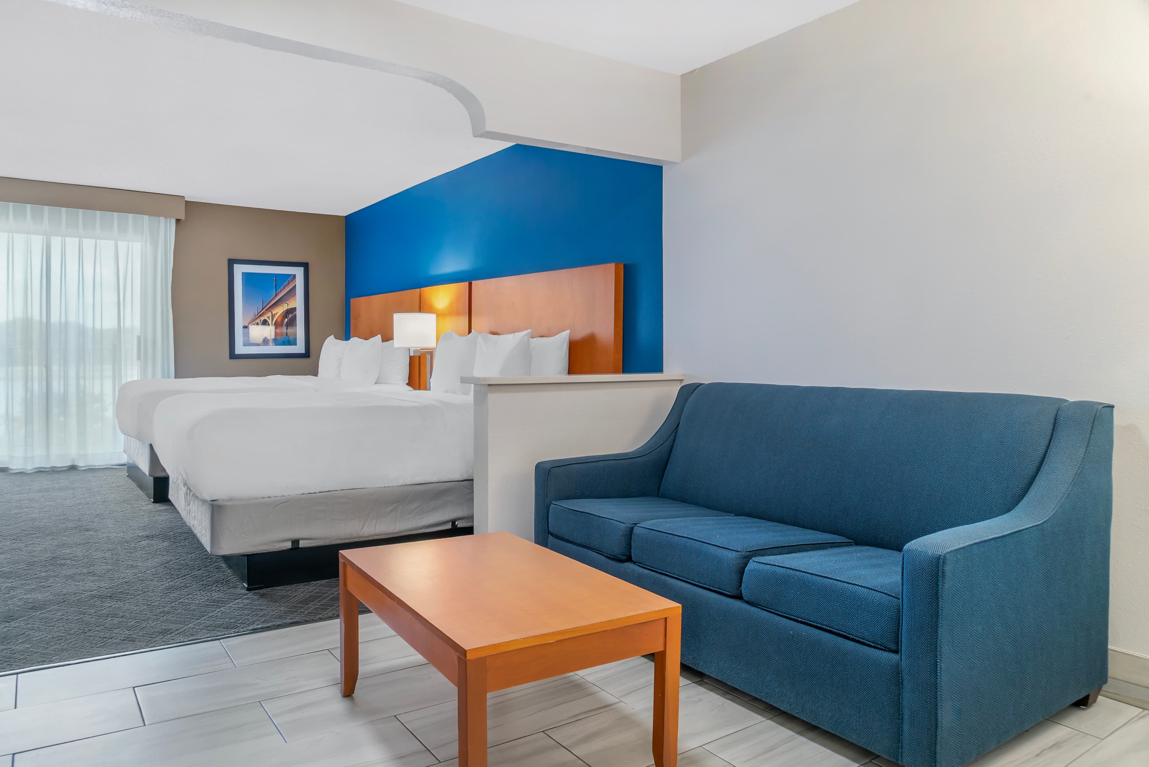 Comfort Suites Auburn Hills-Detroit — 20